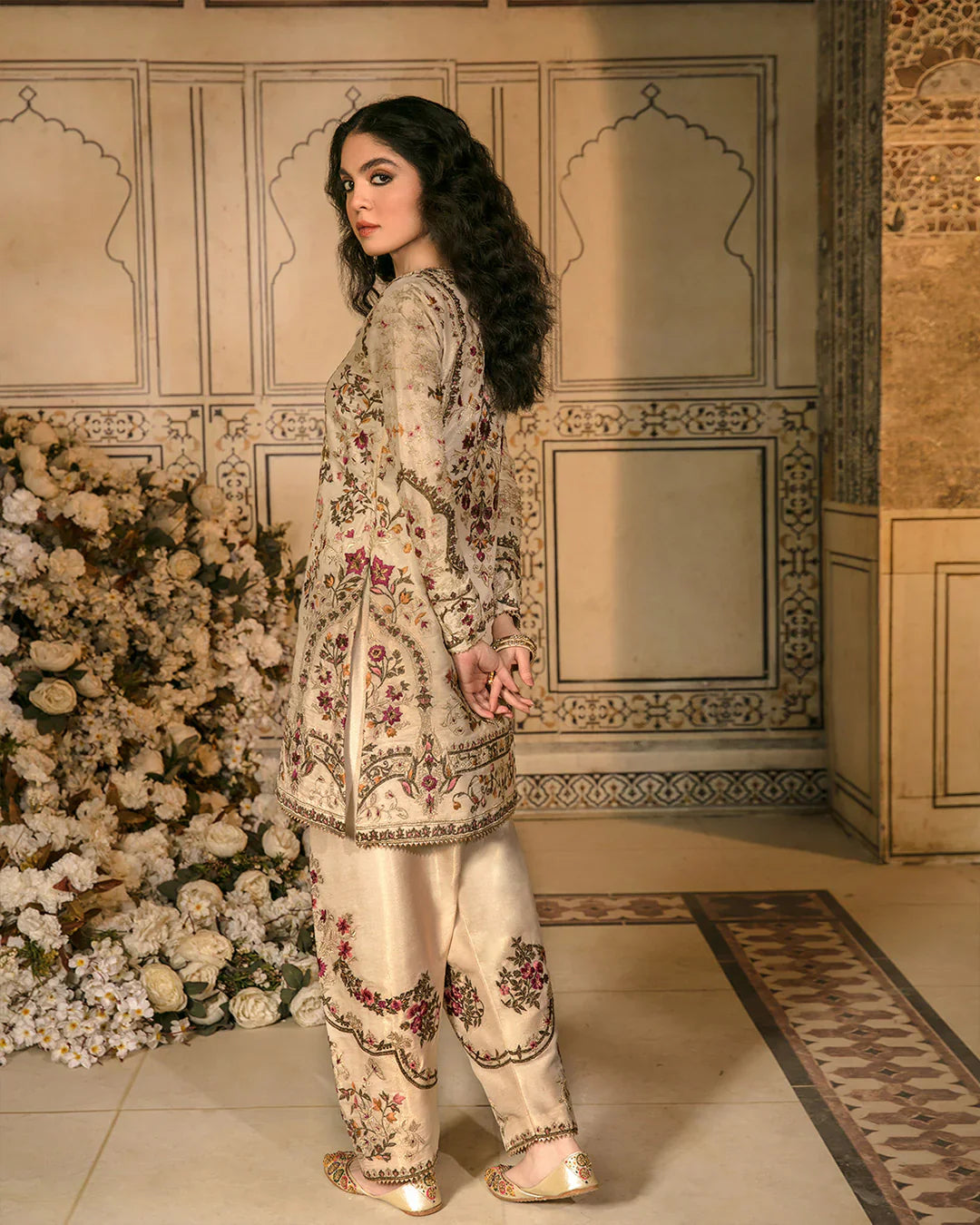 Faiza Saqlain | Amirah | Mehnaz