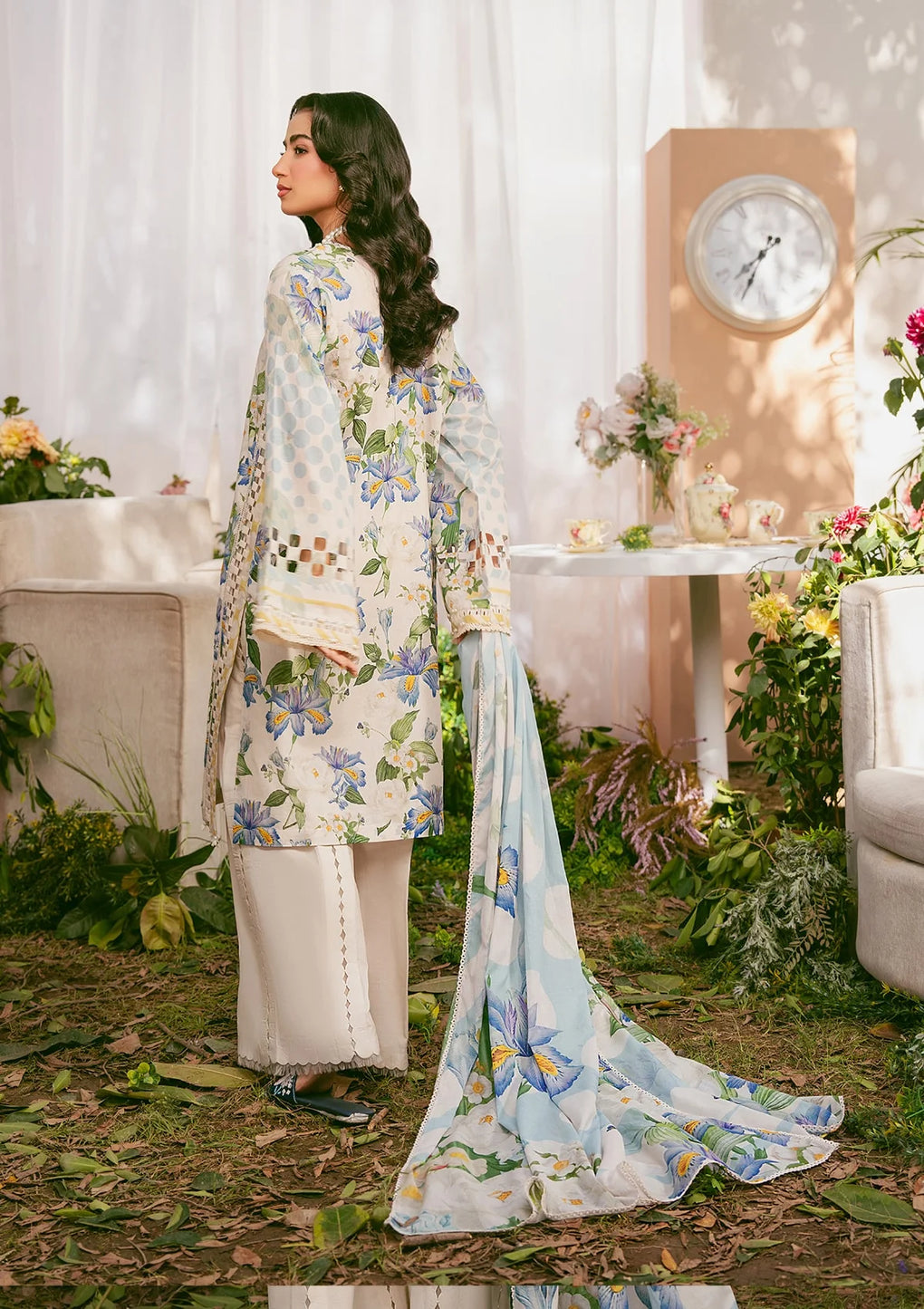 Elaf Premium | Prints 25 | EPS-6A IVORY PETALS