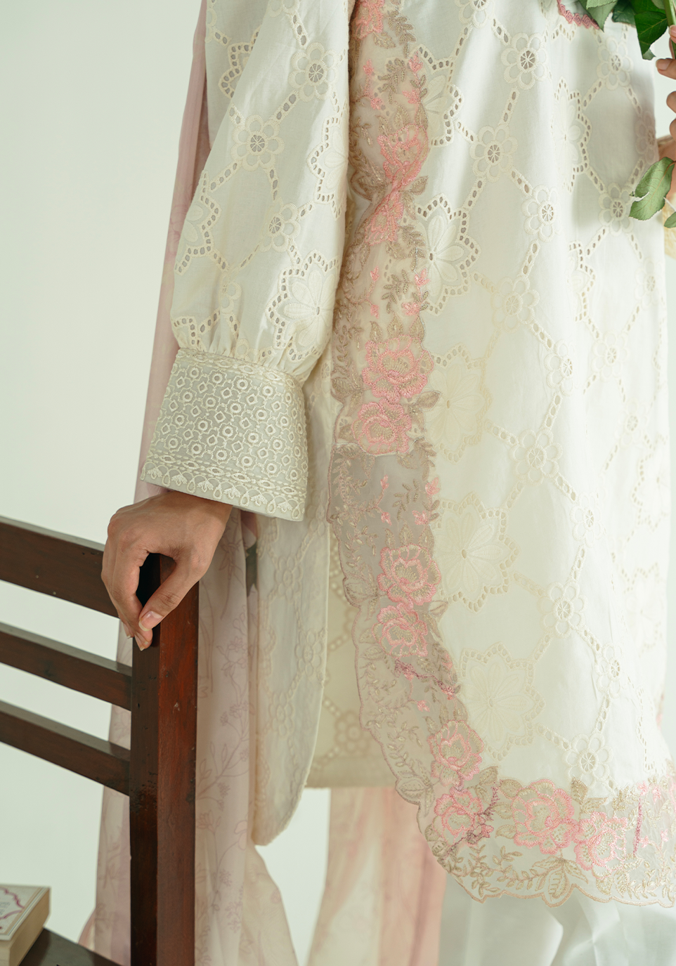 Zarqash | Whispers of Summer | IVORY POISE