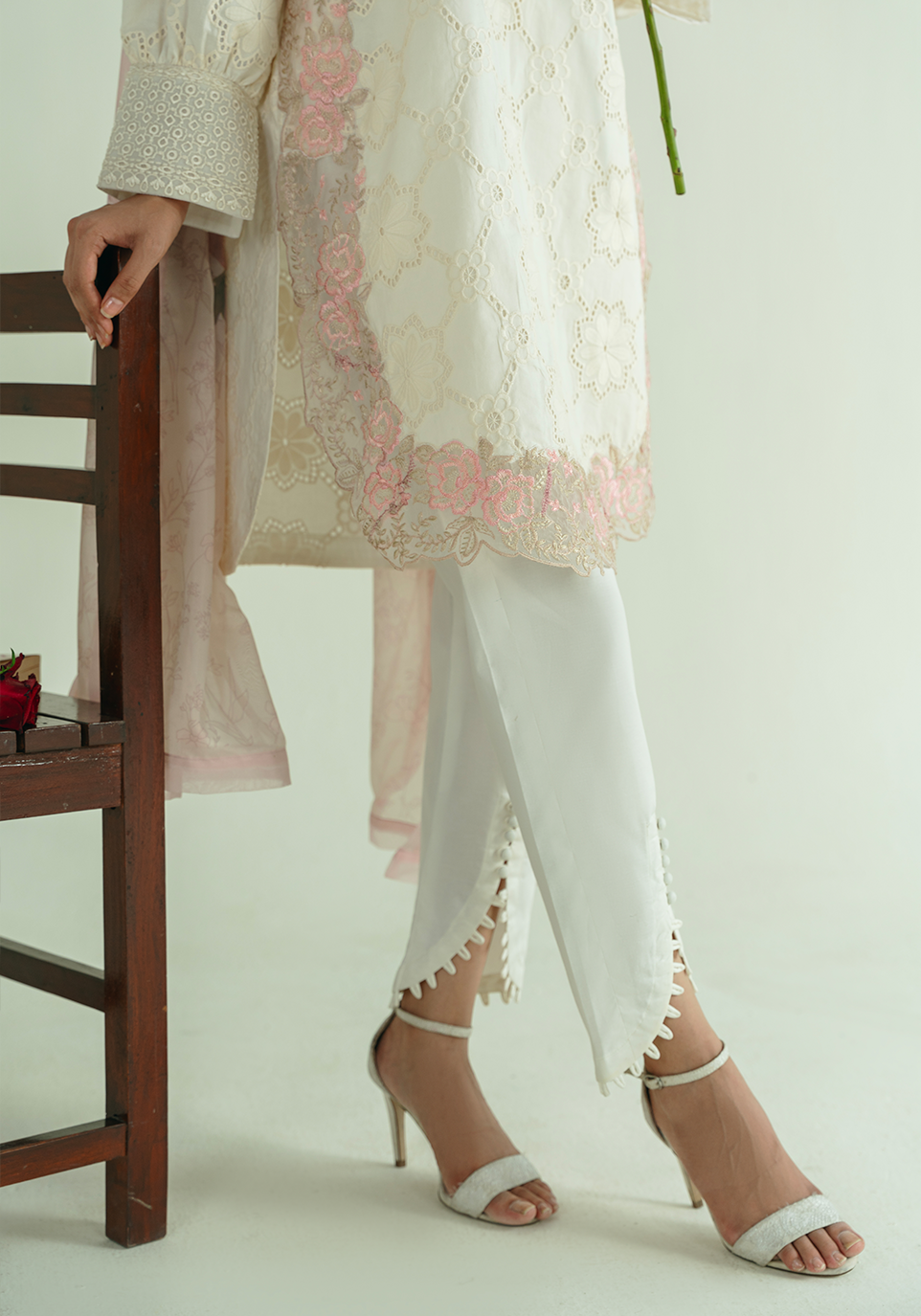 Zarqash | Whispers of Summer | IVORY POISE