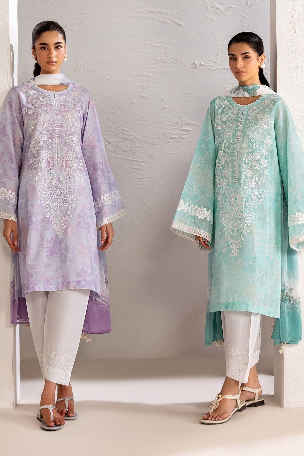 Baroque | Embroidered Lawn | SF-4451