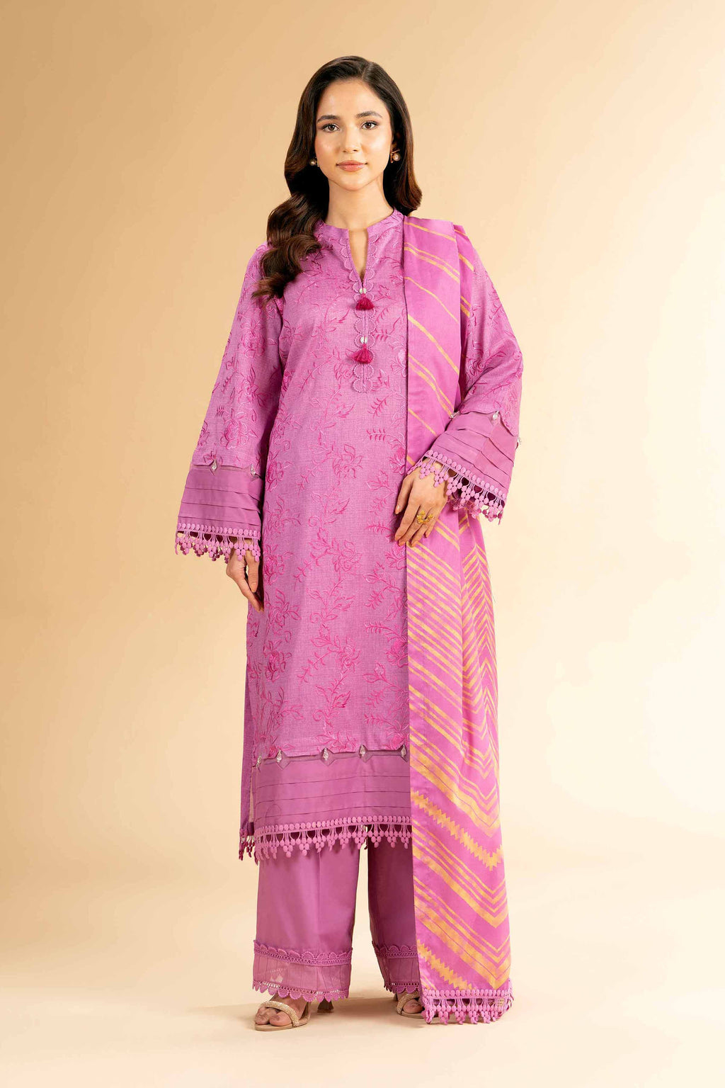 Nishat | Cross Season Edit | 42401822-1 - Riwayat-e-Khas