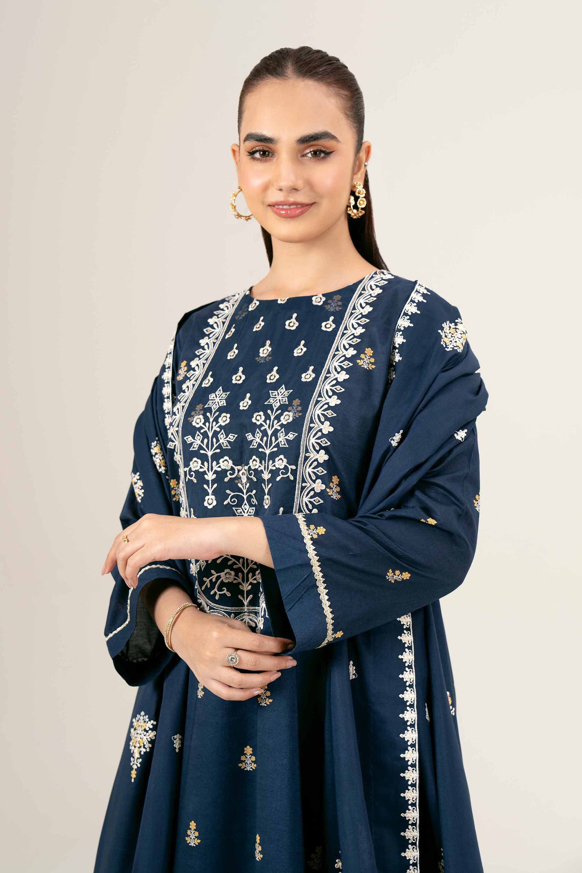 Nishat | Cross Season Edit | 42401989-1 - Riwayat-e-Khas