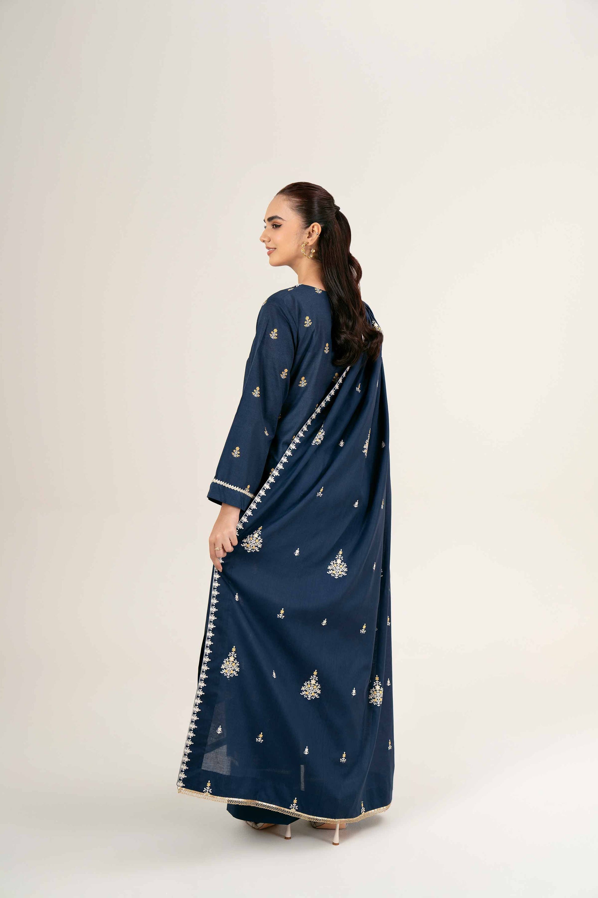 Nishat | Cross Season Edit | 42401989-1 - Riwayat-e-Khas