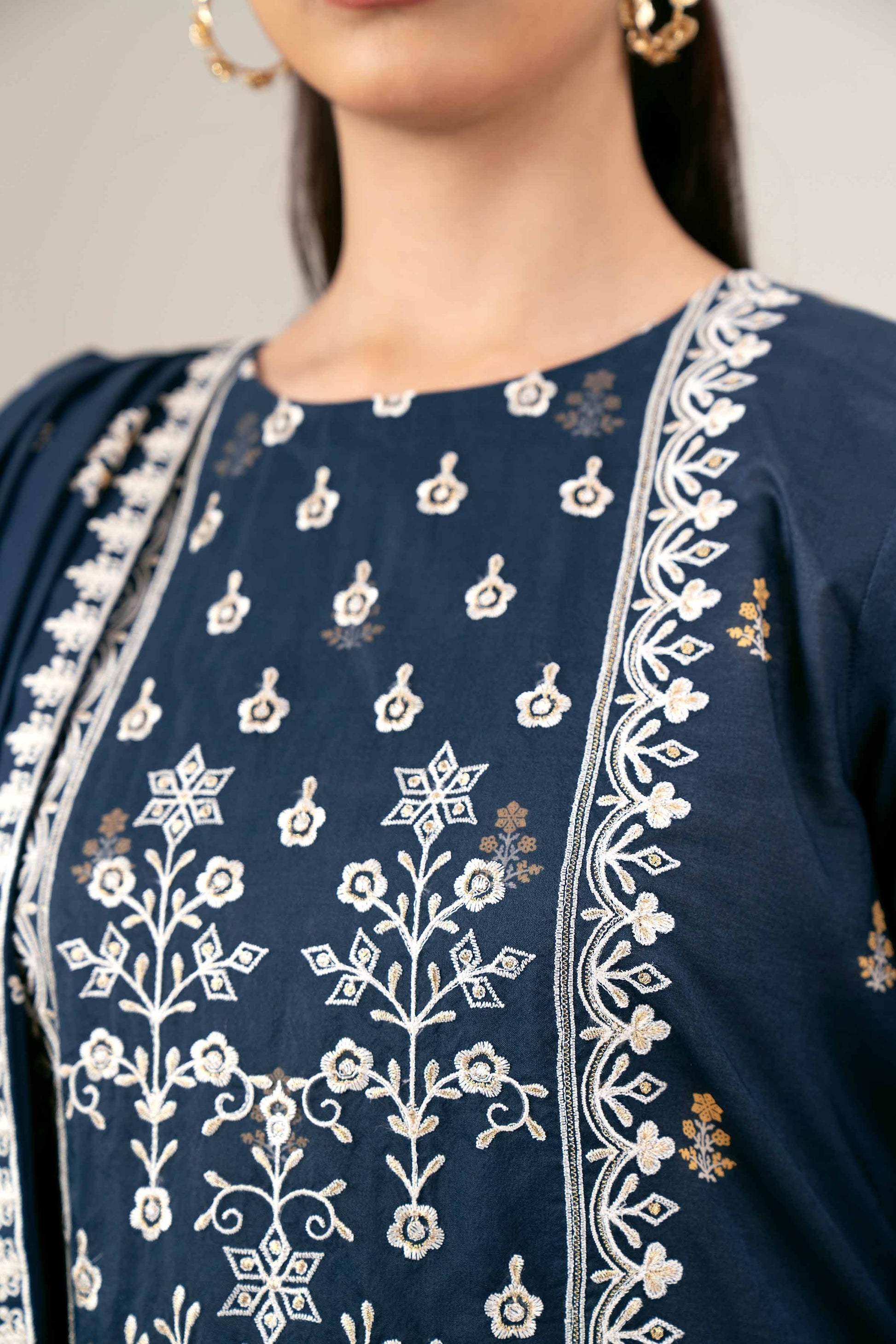 Nishat | Cross Season Edit | 42401989-1 - Riwayat-e-Khas