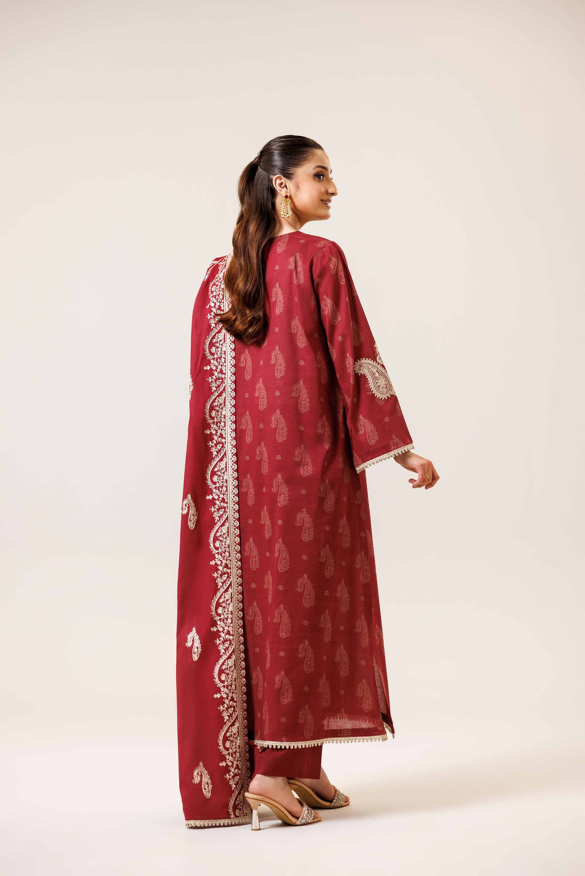 Nishat | Cross Season Edit | 42401990-1 - Riwayat-e-Khas