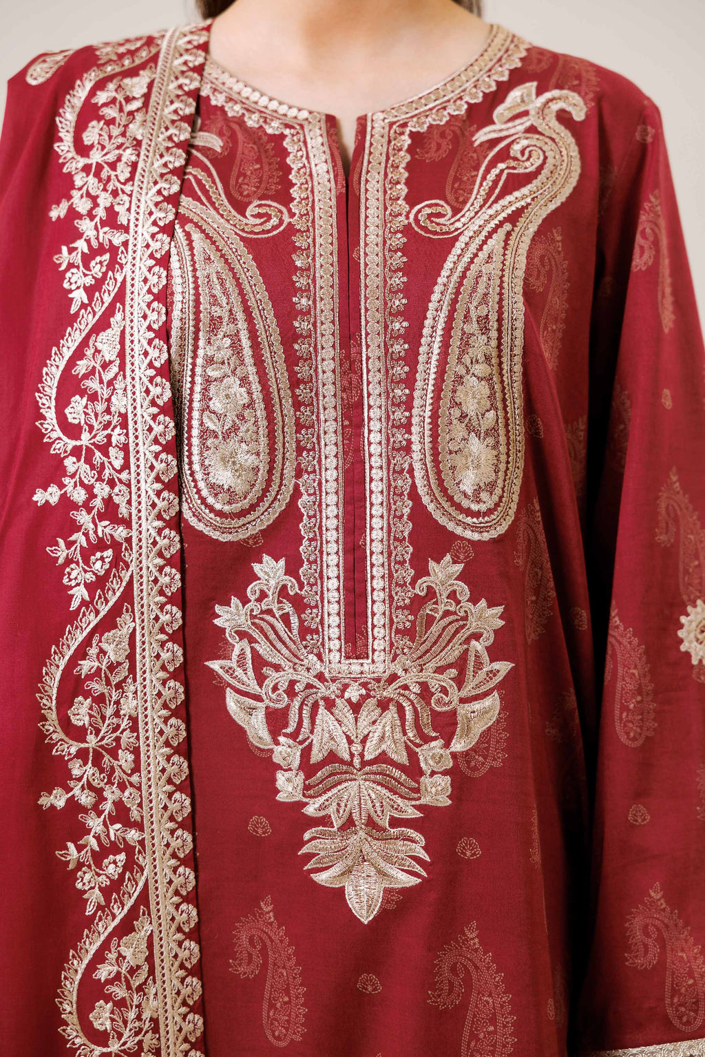 Nishat | Cross Season Edit | 42401990-1 - Riwayat-e-Khas