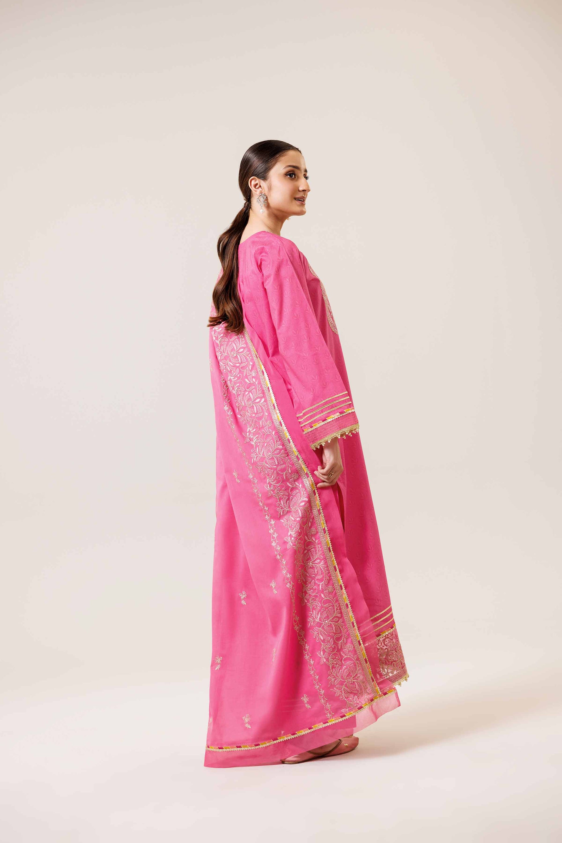 Nishat | Cross Season Edit | 42401993-1 - Riwayat-e-Khas
