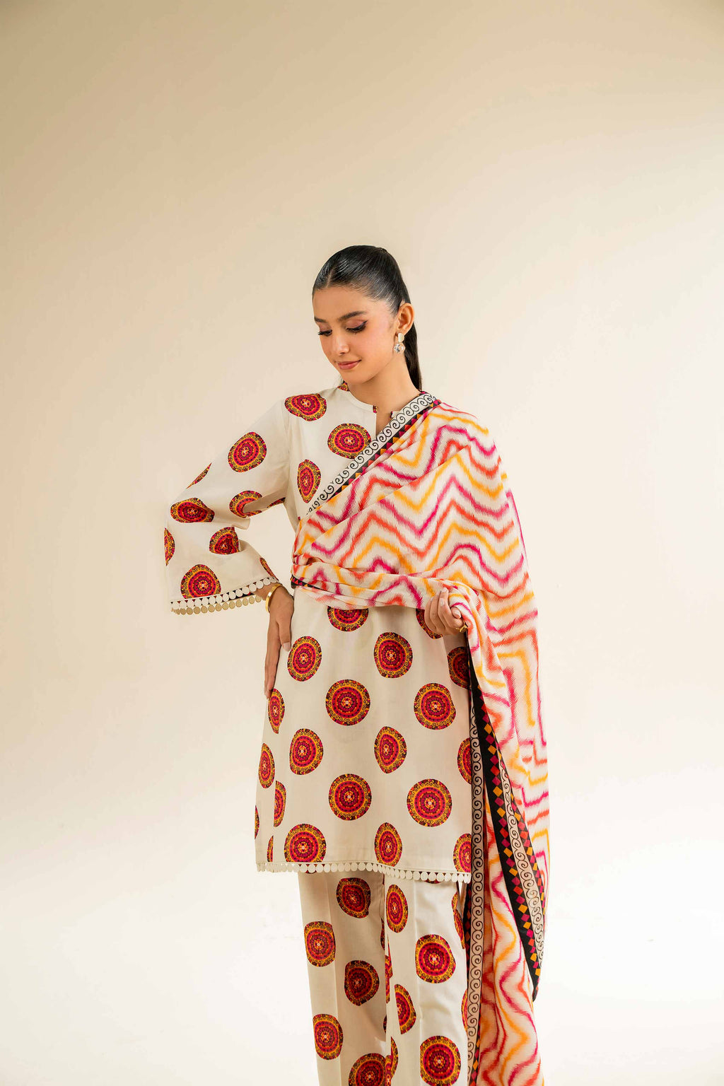 Nishat | Cross Season Edit | 42501062 - Riwayat-e-Khas