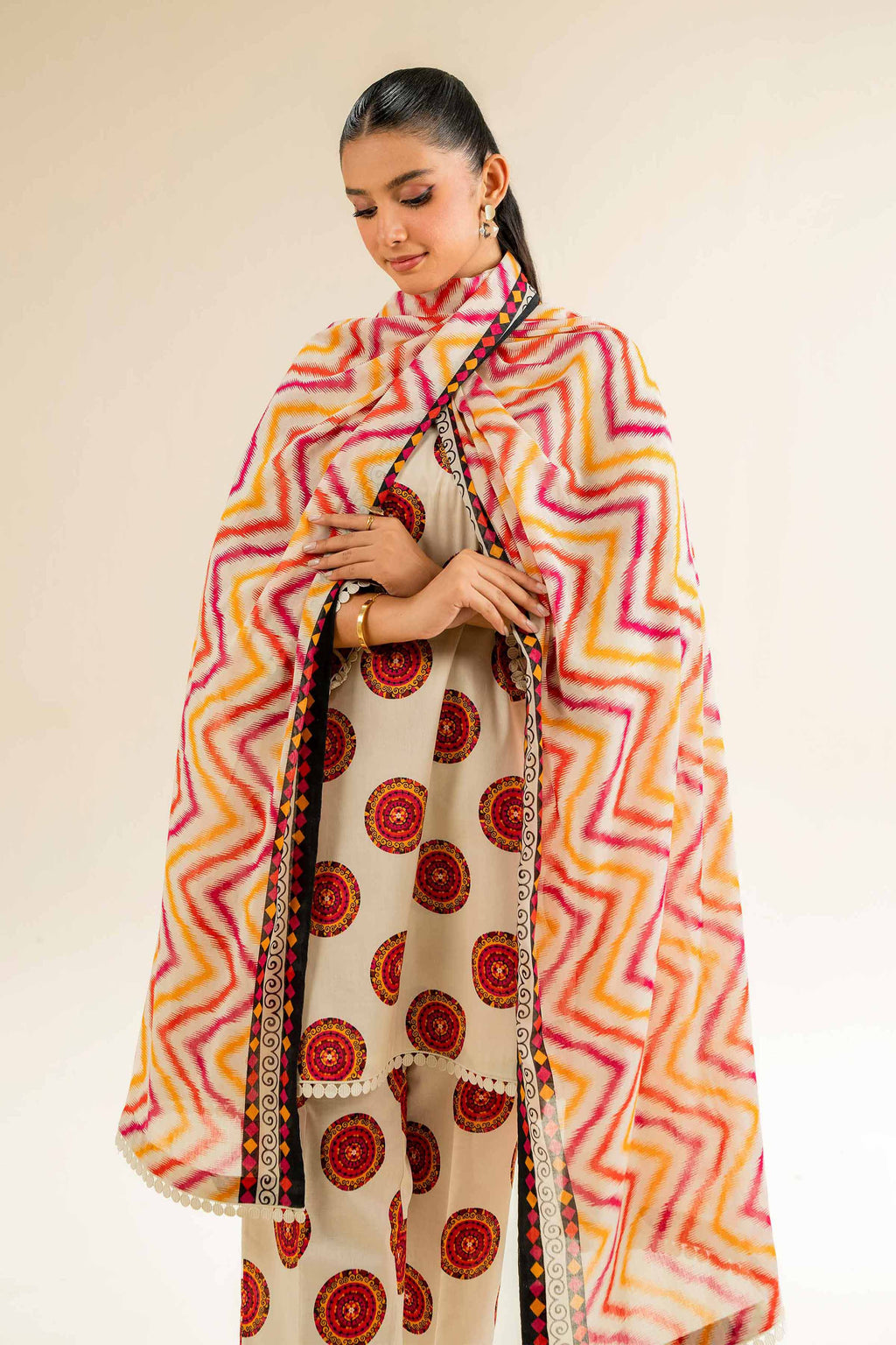 Nishat | Cross Season Edit | 42501062 - Riwayat-e-Khas