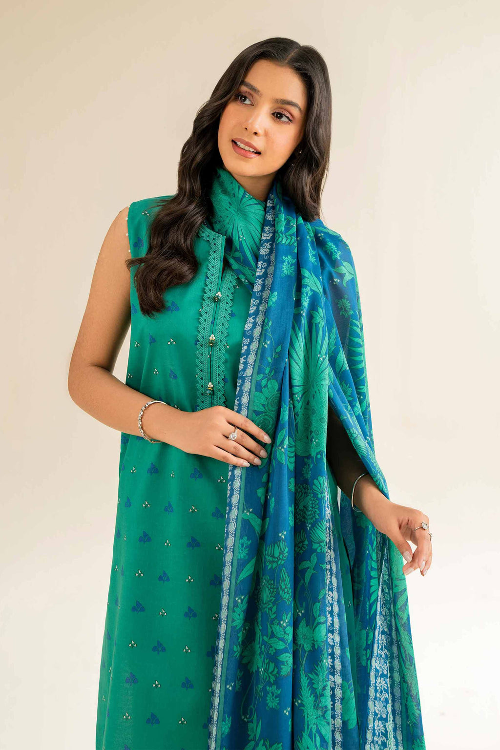 Nishat | Cross Season Edit | 42501065 - Riwayat-e-Khas