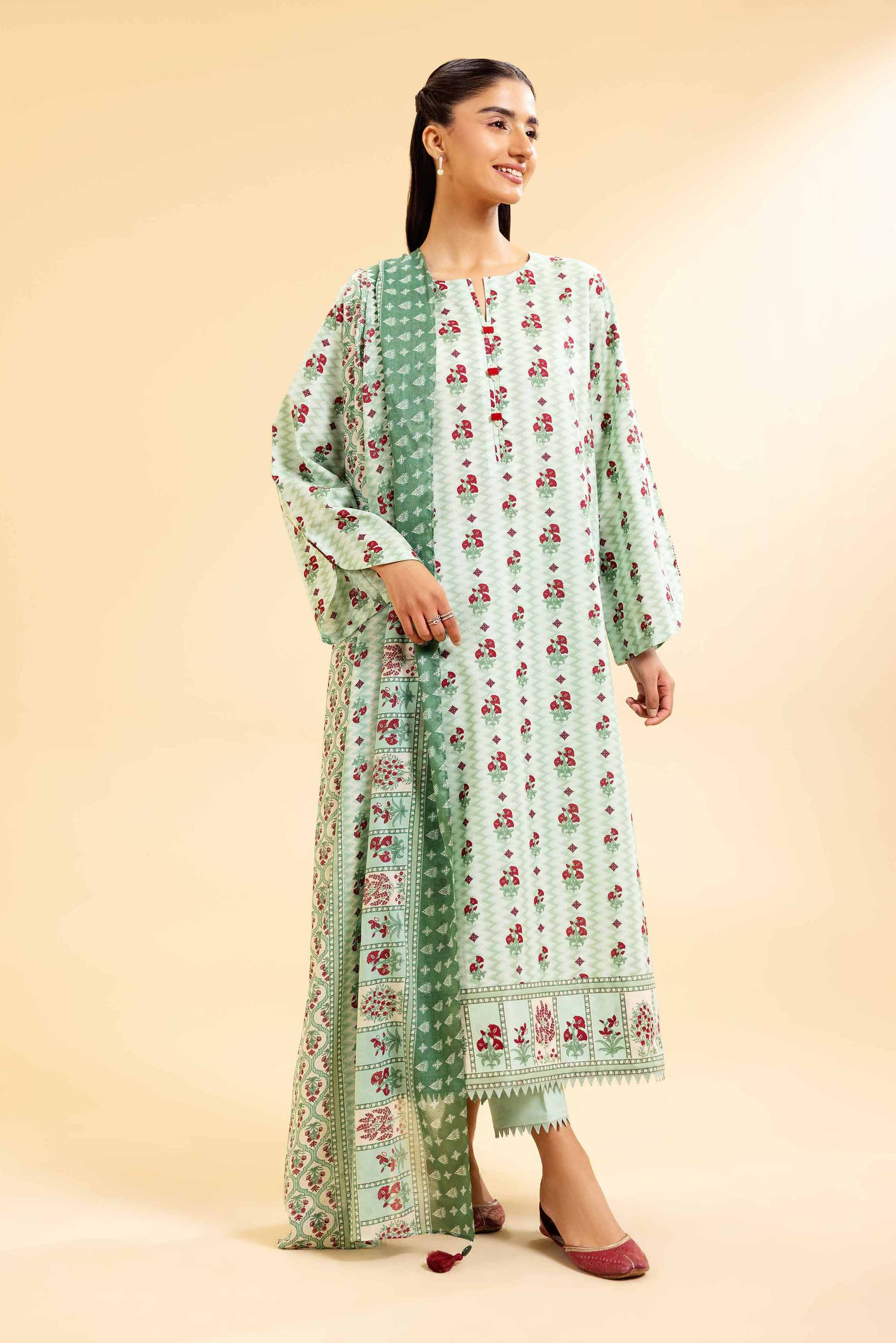 Nishat | Cross Season Edit | 42501072 - Riwayat-e-Khas
