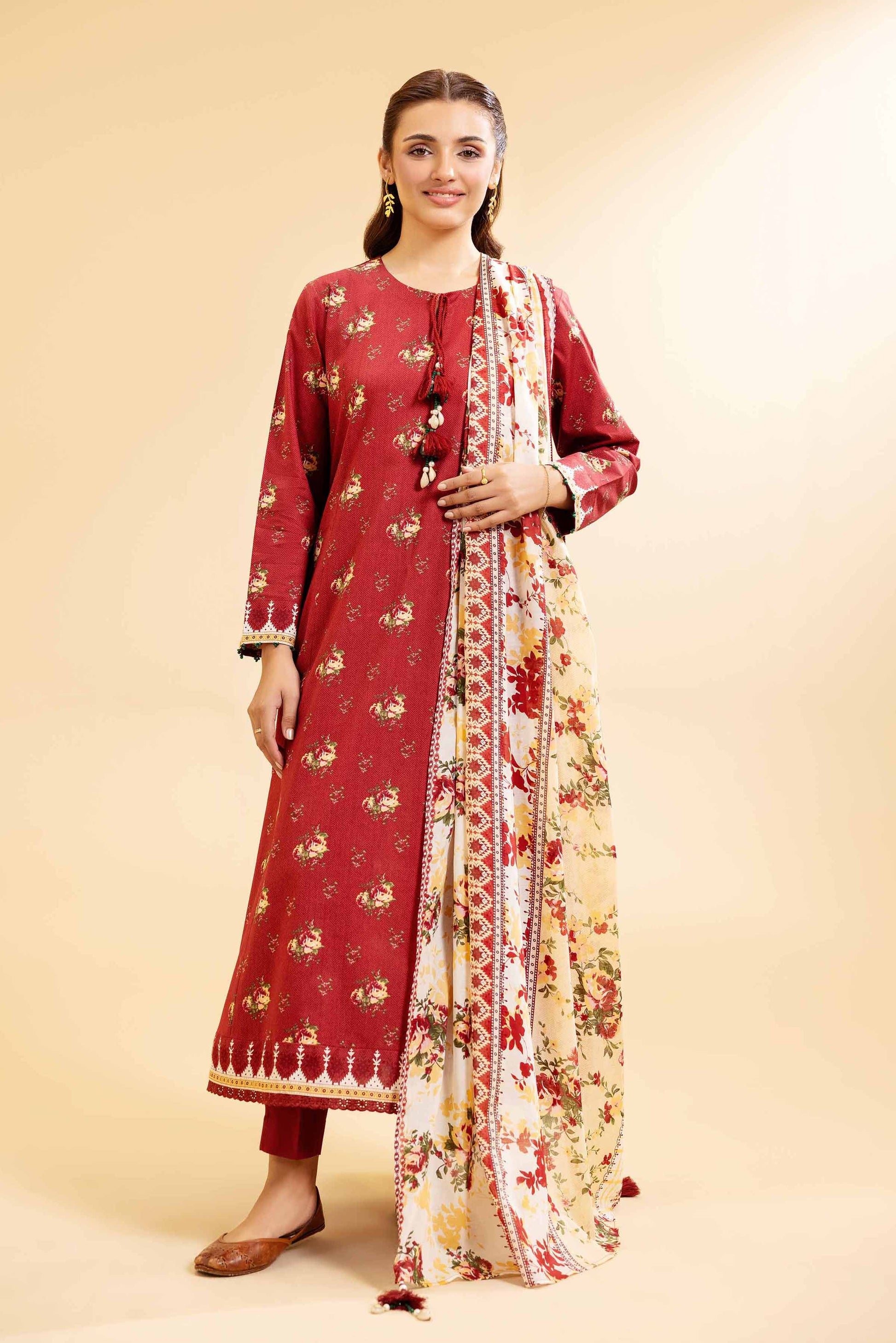 Nishat | Cross Season Edit | 42501073 - Riwayat-e-Khas