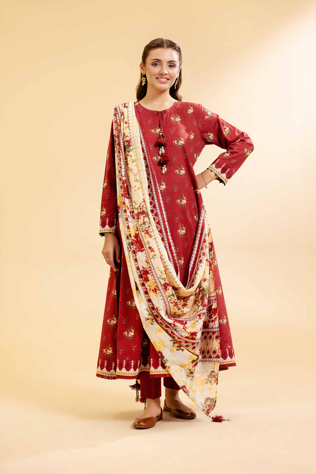 Nishat | Cross Season Edit | 42501073 - Riwayat-e-Khas