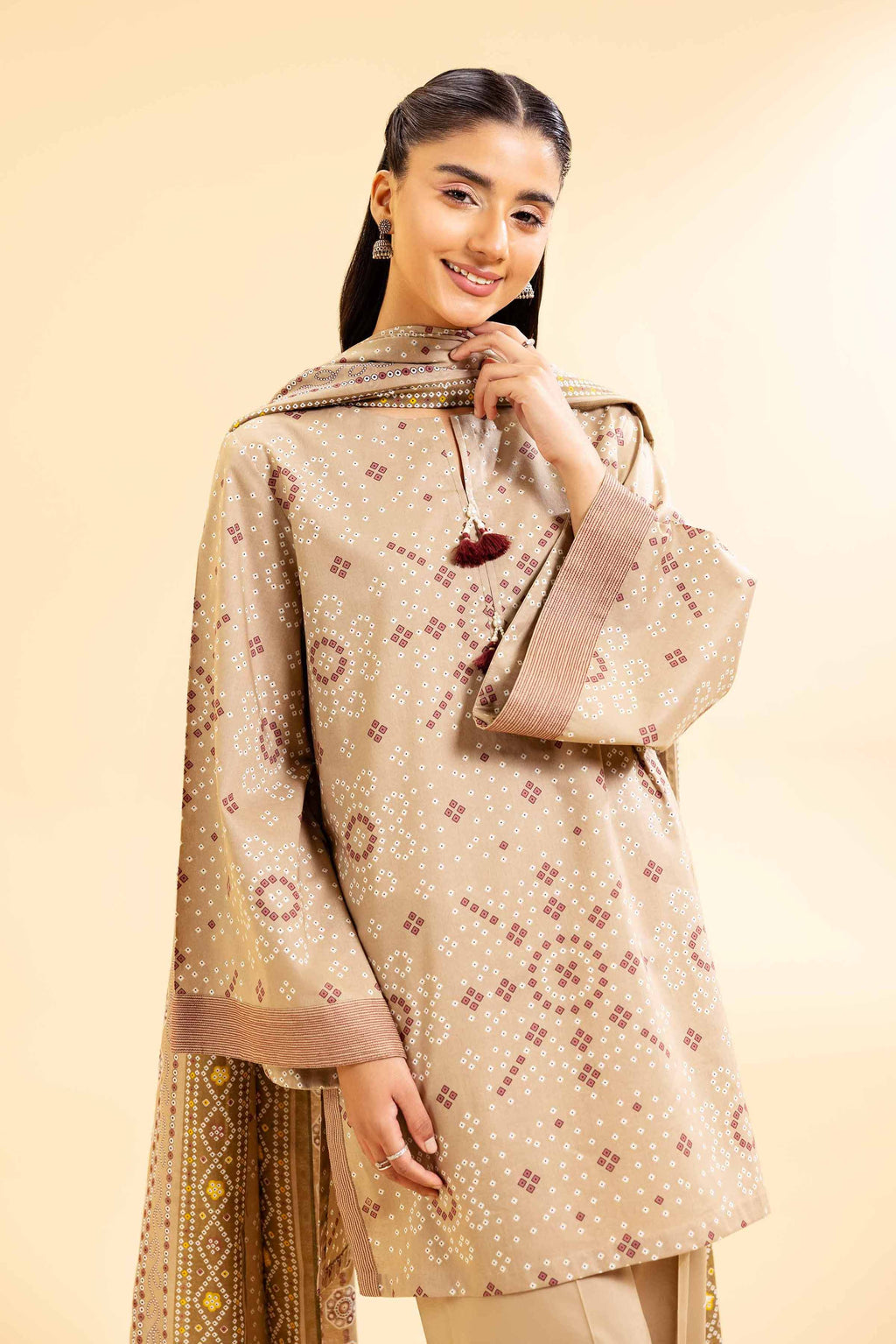 Nishat | Cross Season Edit | 42501074 - Riwayat-e-Khas