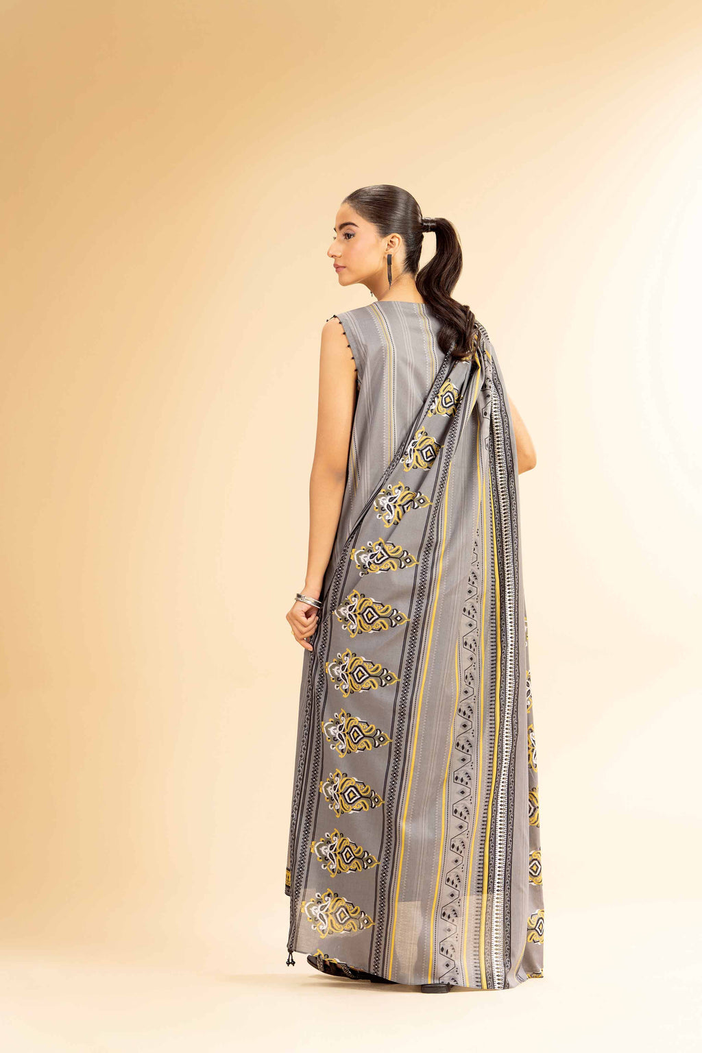 Nishat | Cross Season Edit | 42501075 - Riwayat-e-Khas