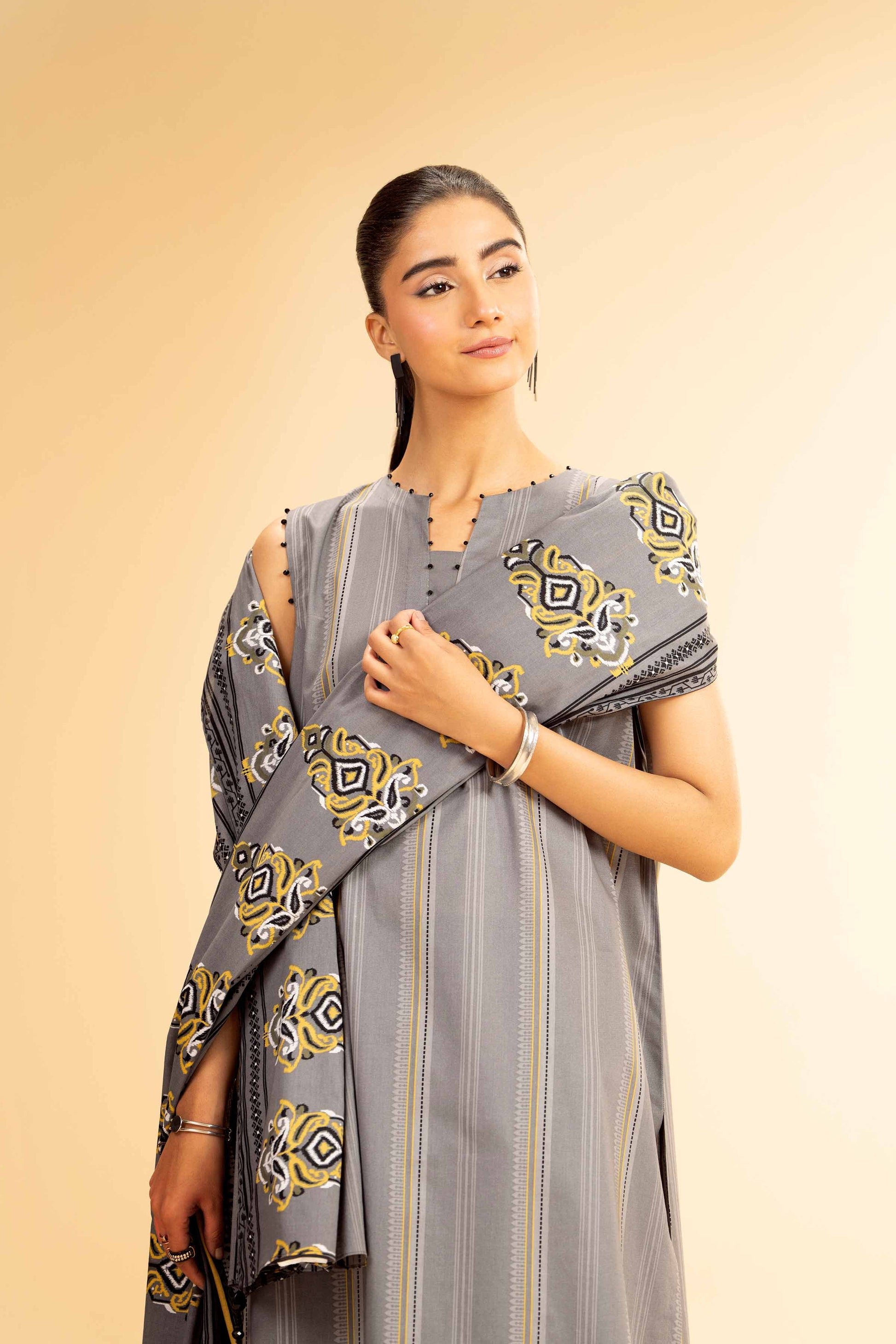 Nishat | Cross Season Edit | 42501075 - Riwayat-e-Khas