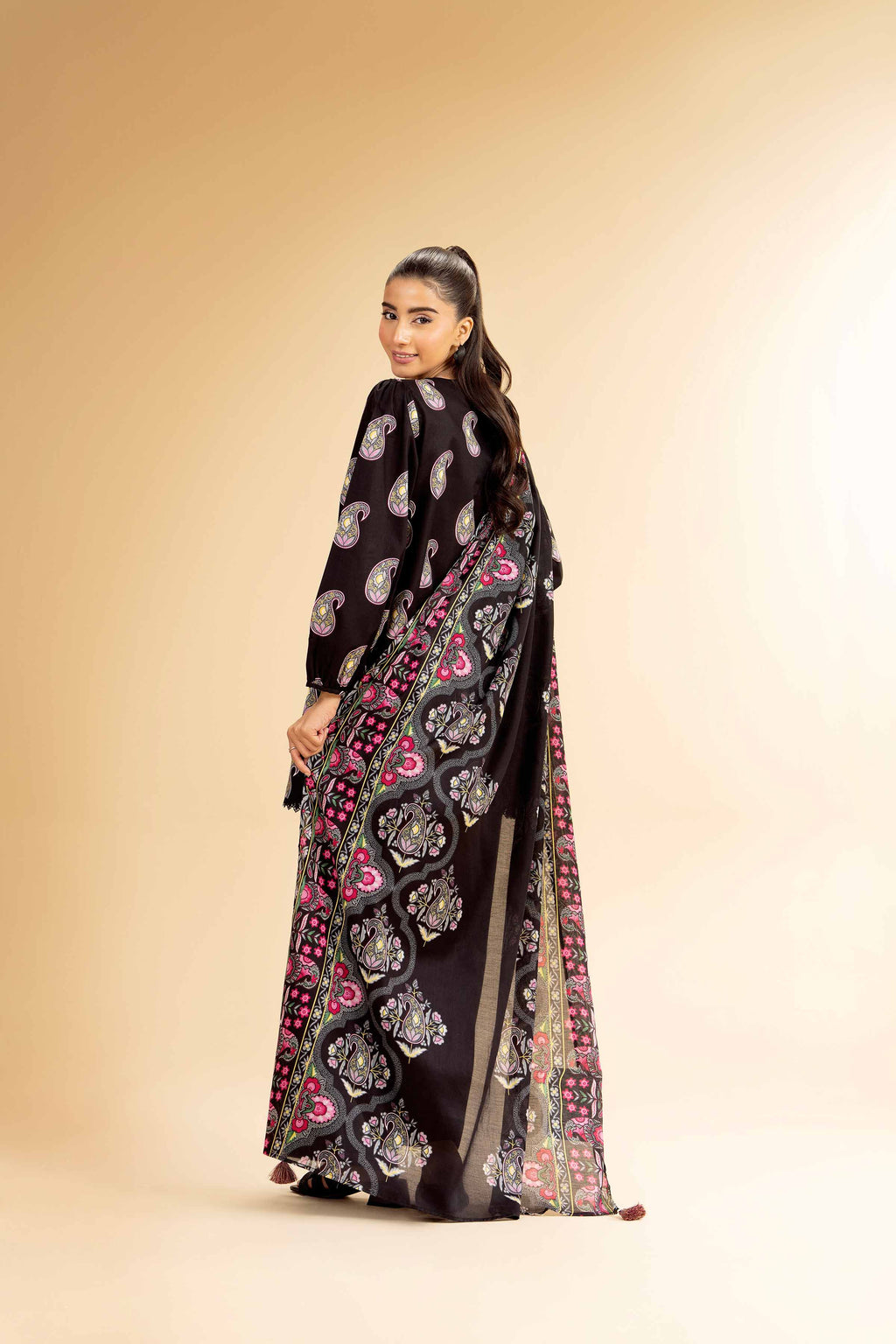 Nishat | Cross Season Edit | 42501077 - Riwayat-e-Khas