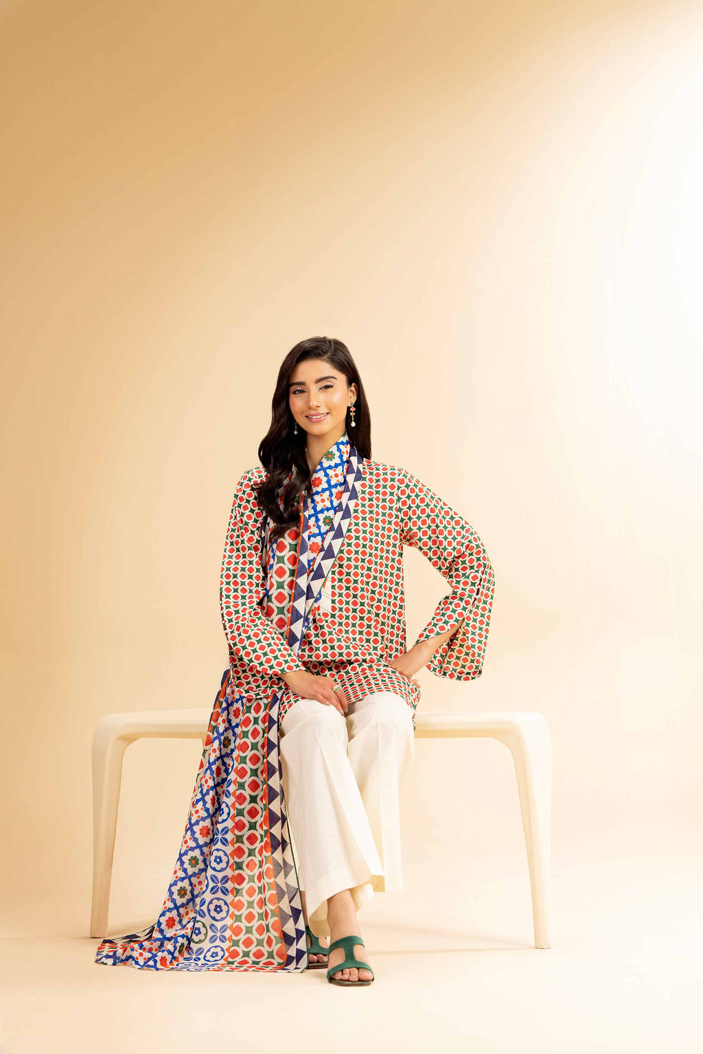 Nishat | Cross Season Edit | 42501079 - Riwayat-e-Khas
