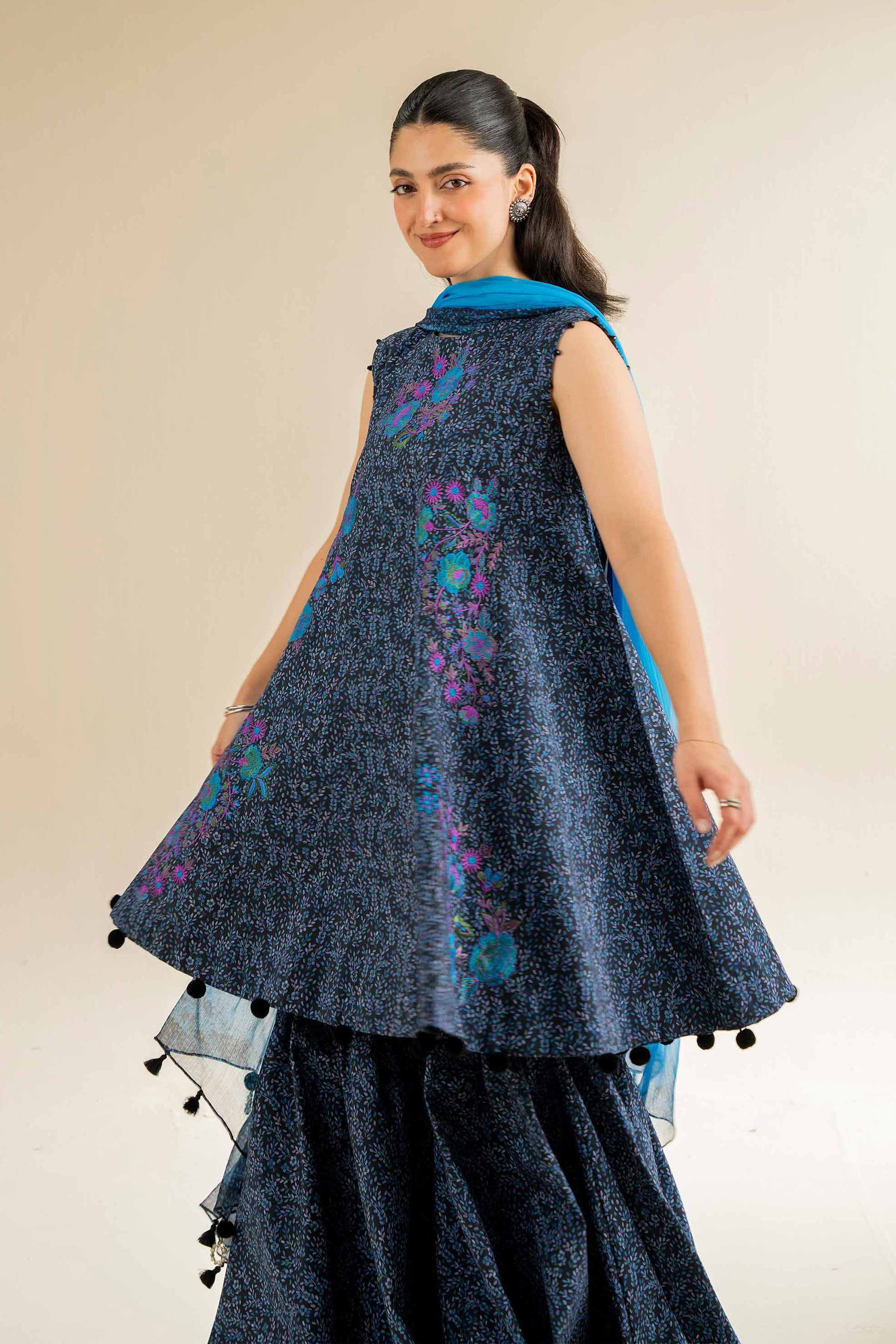 Nishat | Cross Season Edit | 42501084 - Riwayat-e-Khas