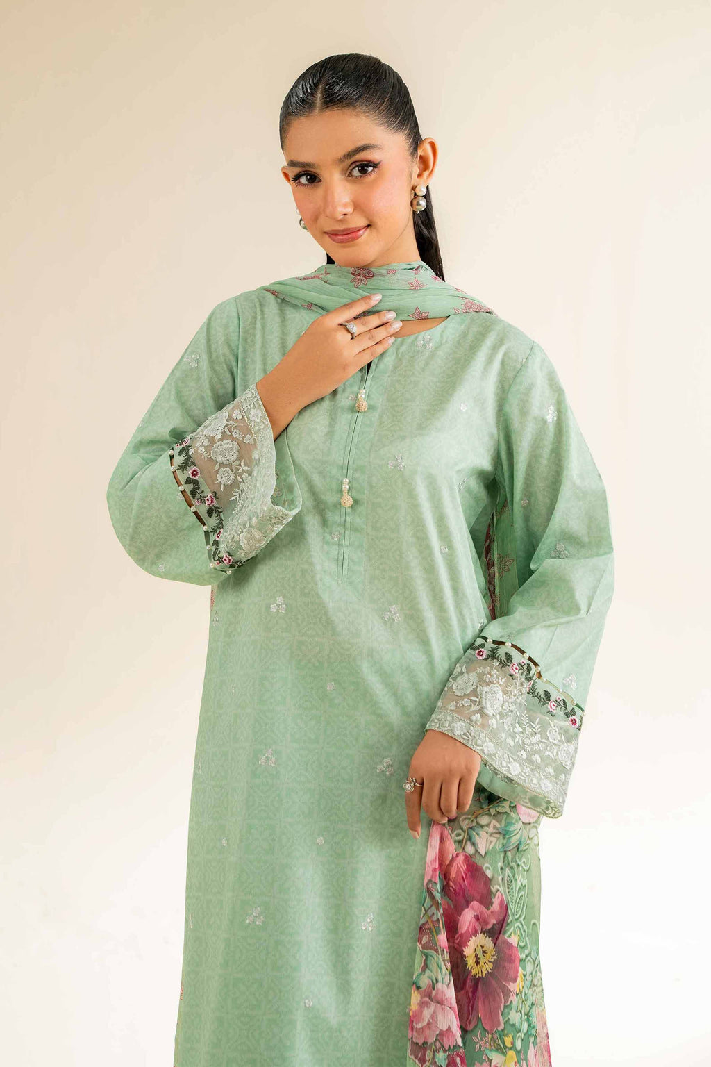 Nishat | Cross Season Edit | 42501089 - Riwayat-e-Khas