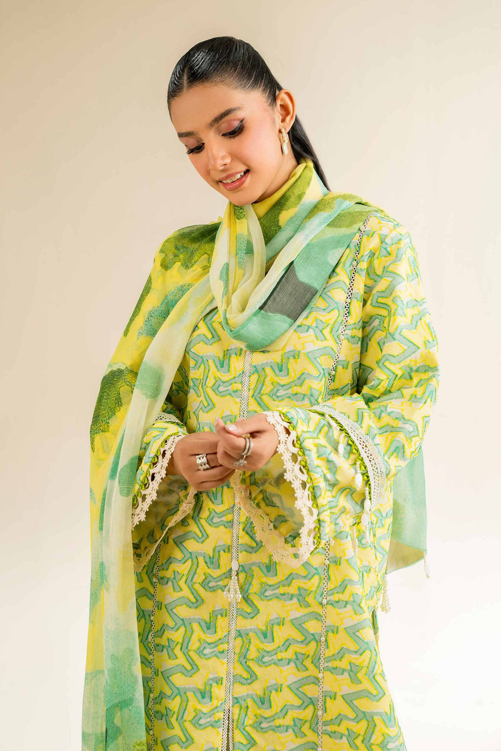 Nishat | Cross Season Edit | 42501092 - Riwayat-e-Khas