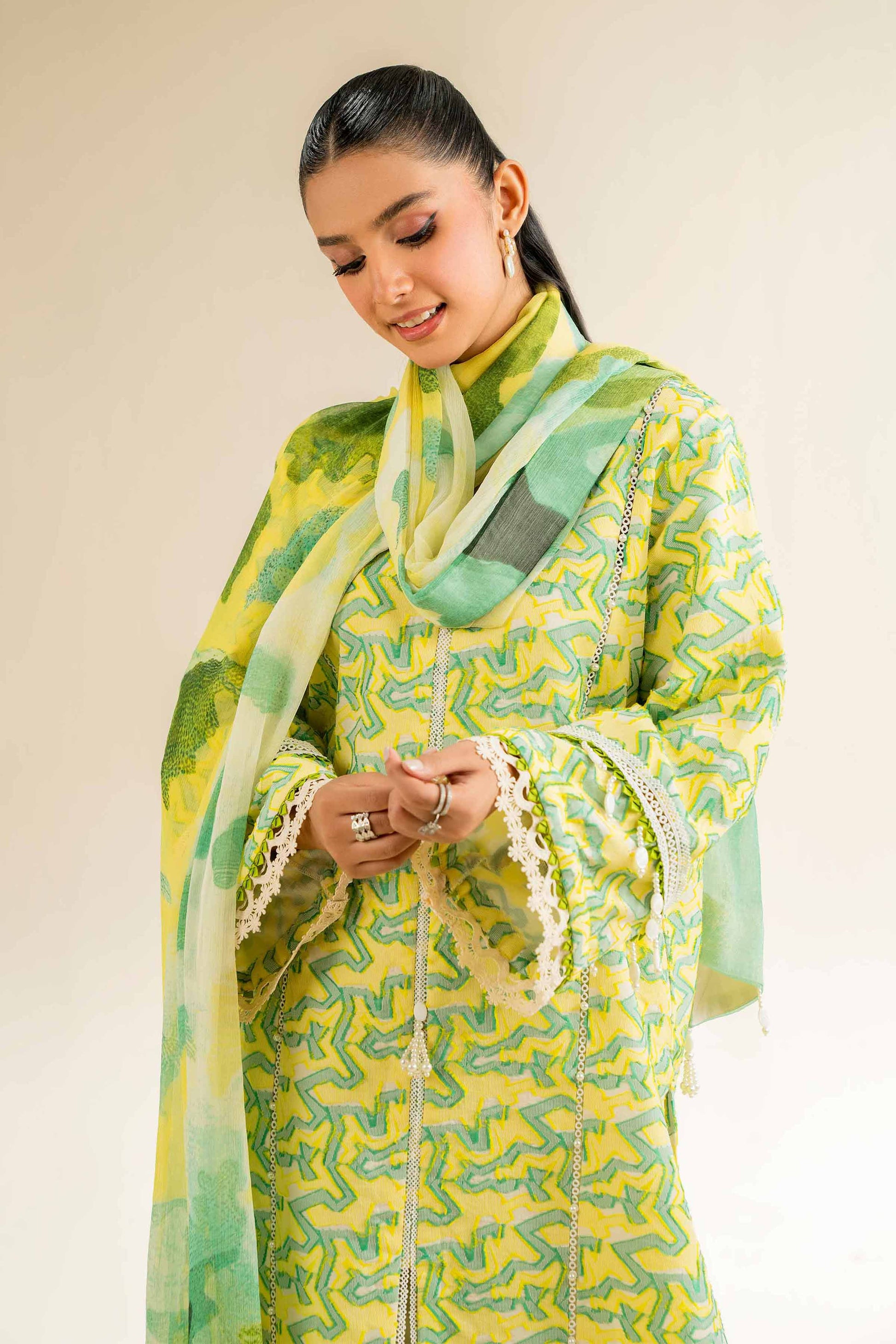 Nishat | Cross Season Edit | 42501092 - Riwayat-e-Khas
