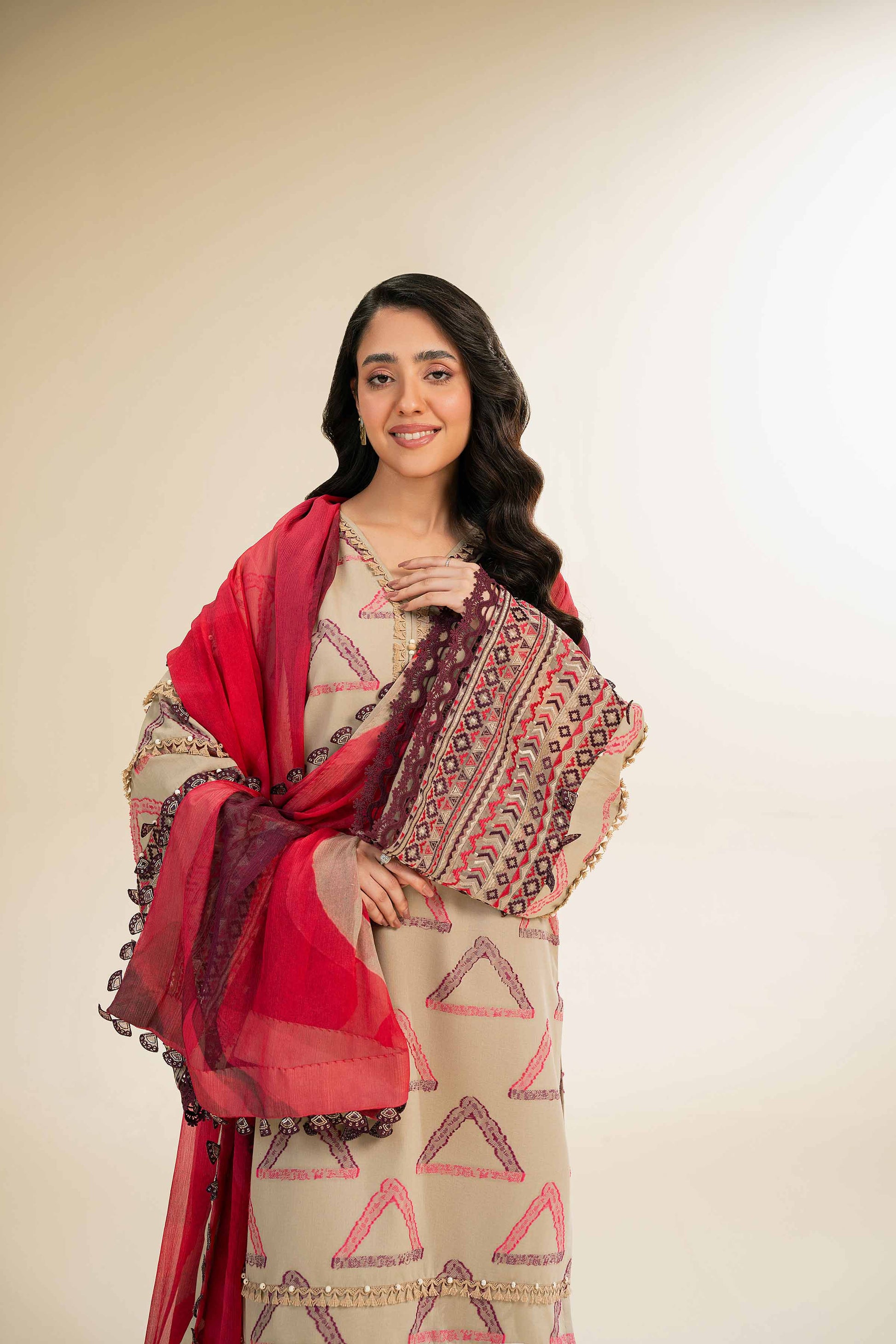 Nishat | Cross Season Edit | 42501095 - Riwayat-e-Khas