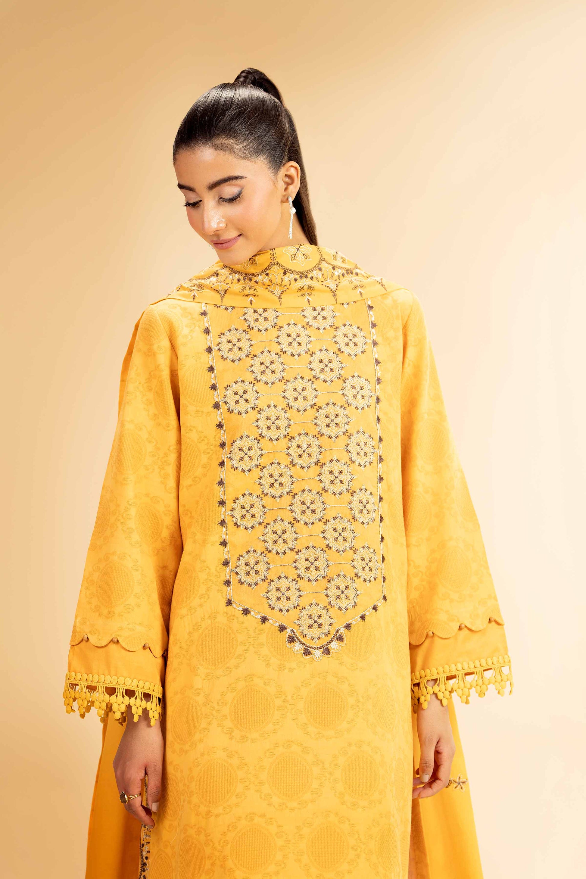 Nishat | Cross Season Edit | 42501100 - Riwayat-e-Khas