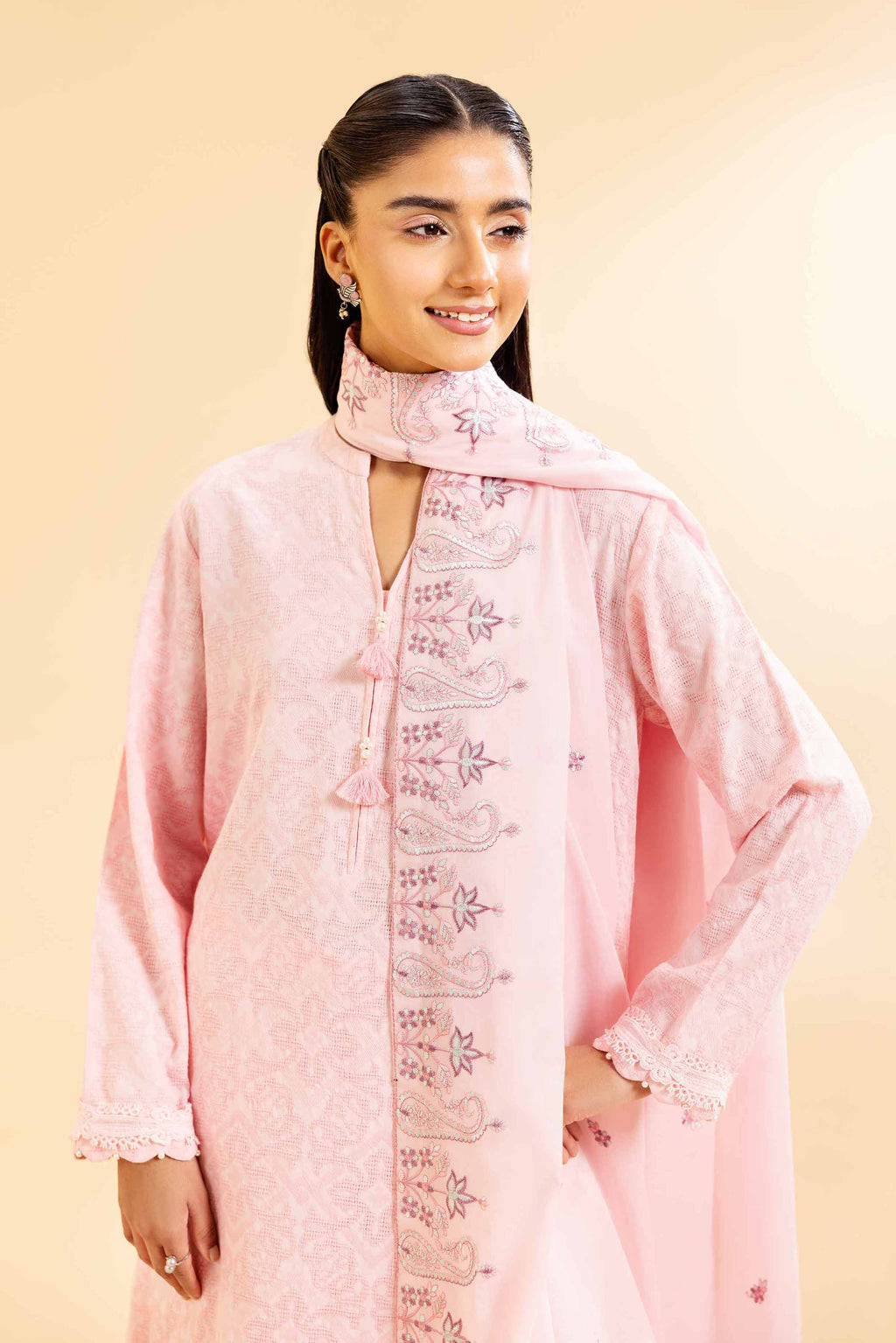 Nishat | Cross Season Edit | 42501105 - Riwayat-e-Khas