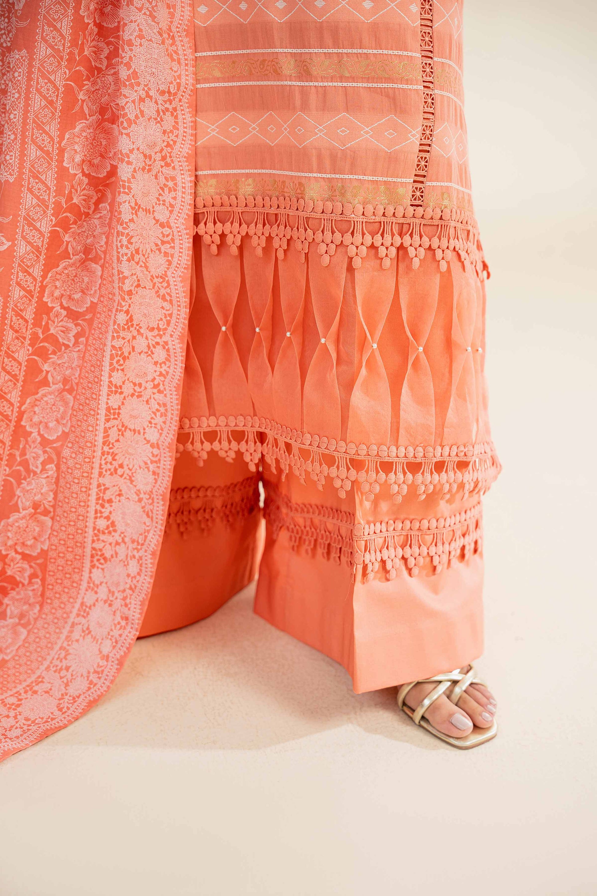 Nishat | Cross Season Edit | 42501107 - Riwayat-e-Khas