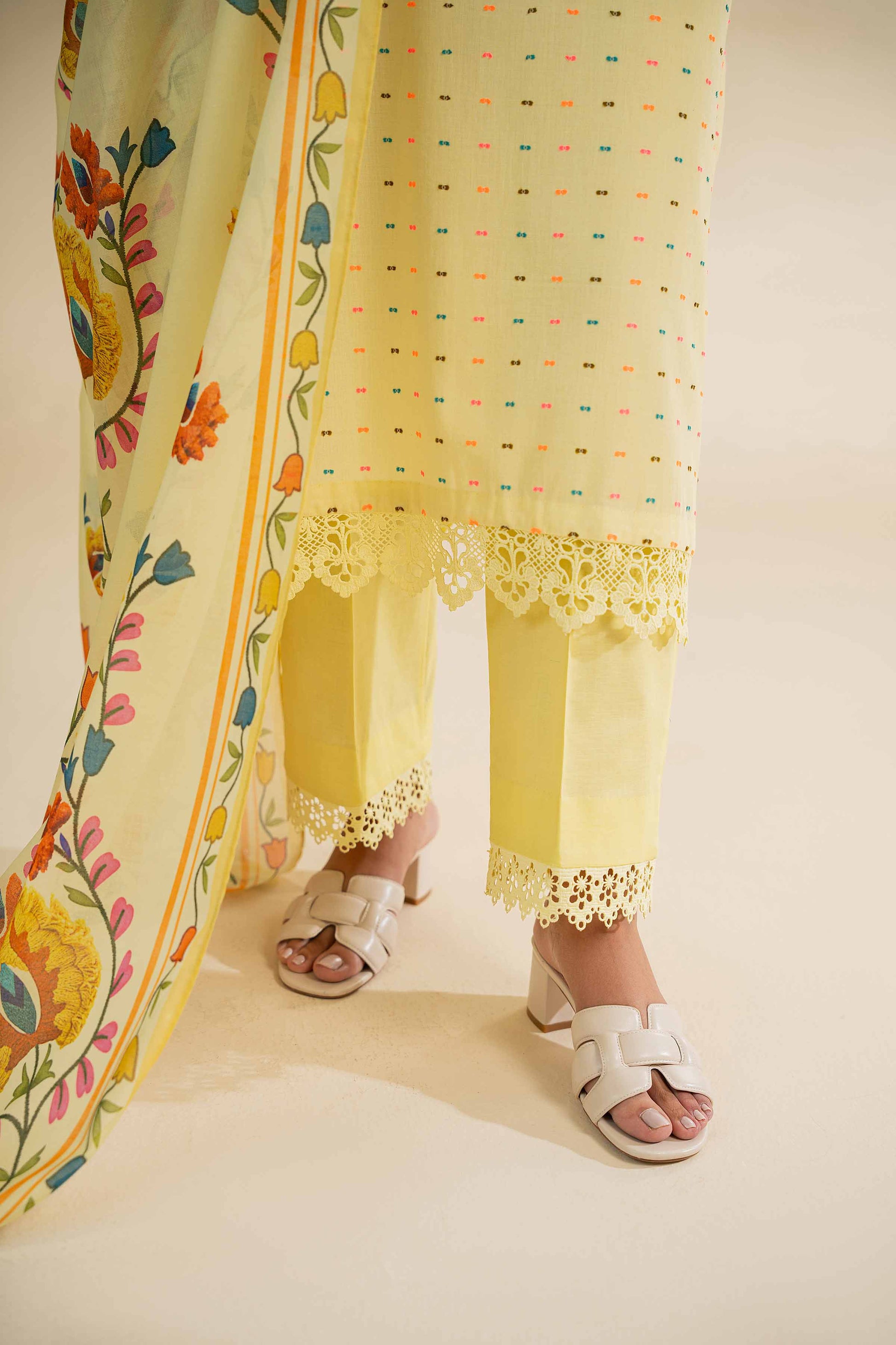 Nishat | Cross Season Edit | 42501111 - Riwayat-e-Khas