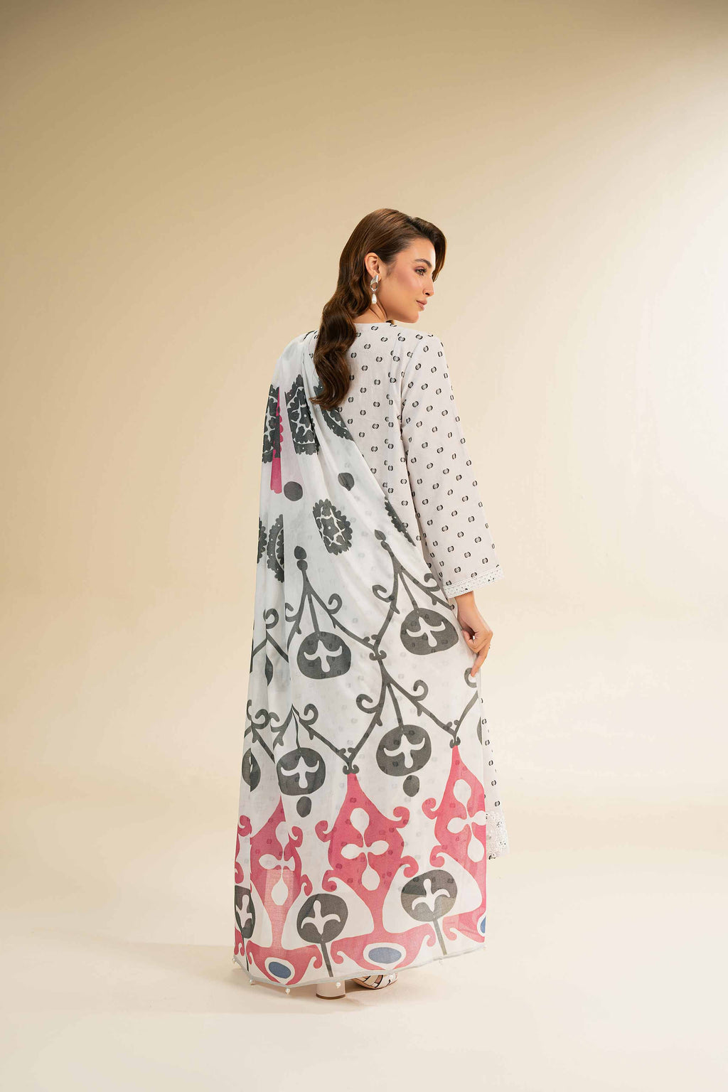 Nishat | Cross Season Edit | 42501113 - Riwayat-e-Khas