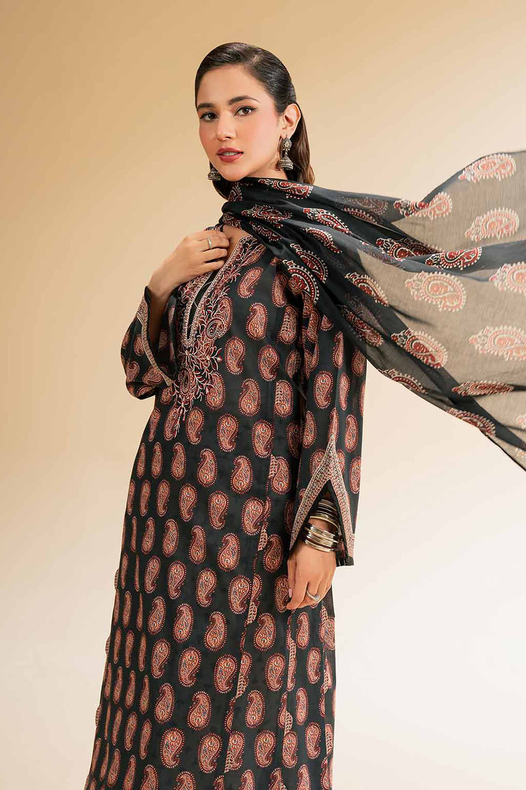 Nishat | Cross Season Edit | 42519175 - Riwayat-e-Khas