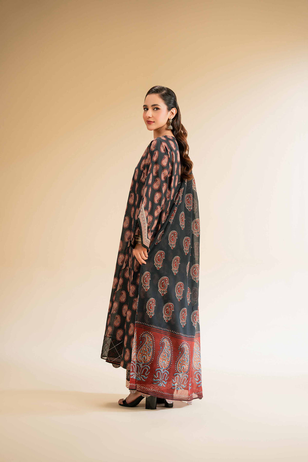 Nishat | Cross Season Edit | 42519175 - Riwayat-e-Khas