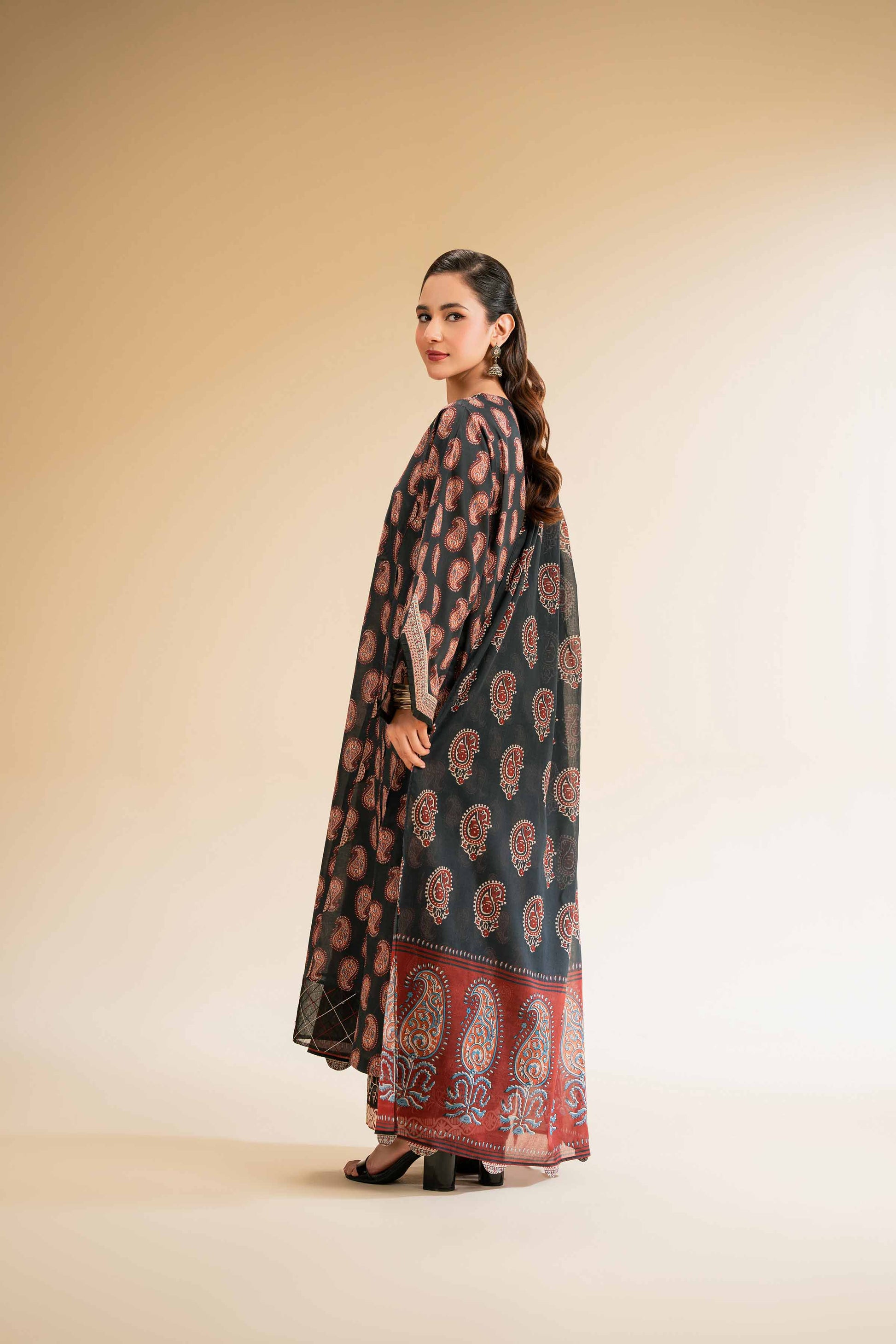 Nishat | Cross Season Edit | 42519175 - Riwayat-e-Khas