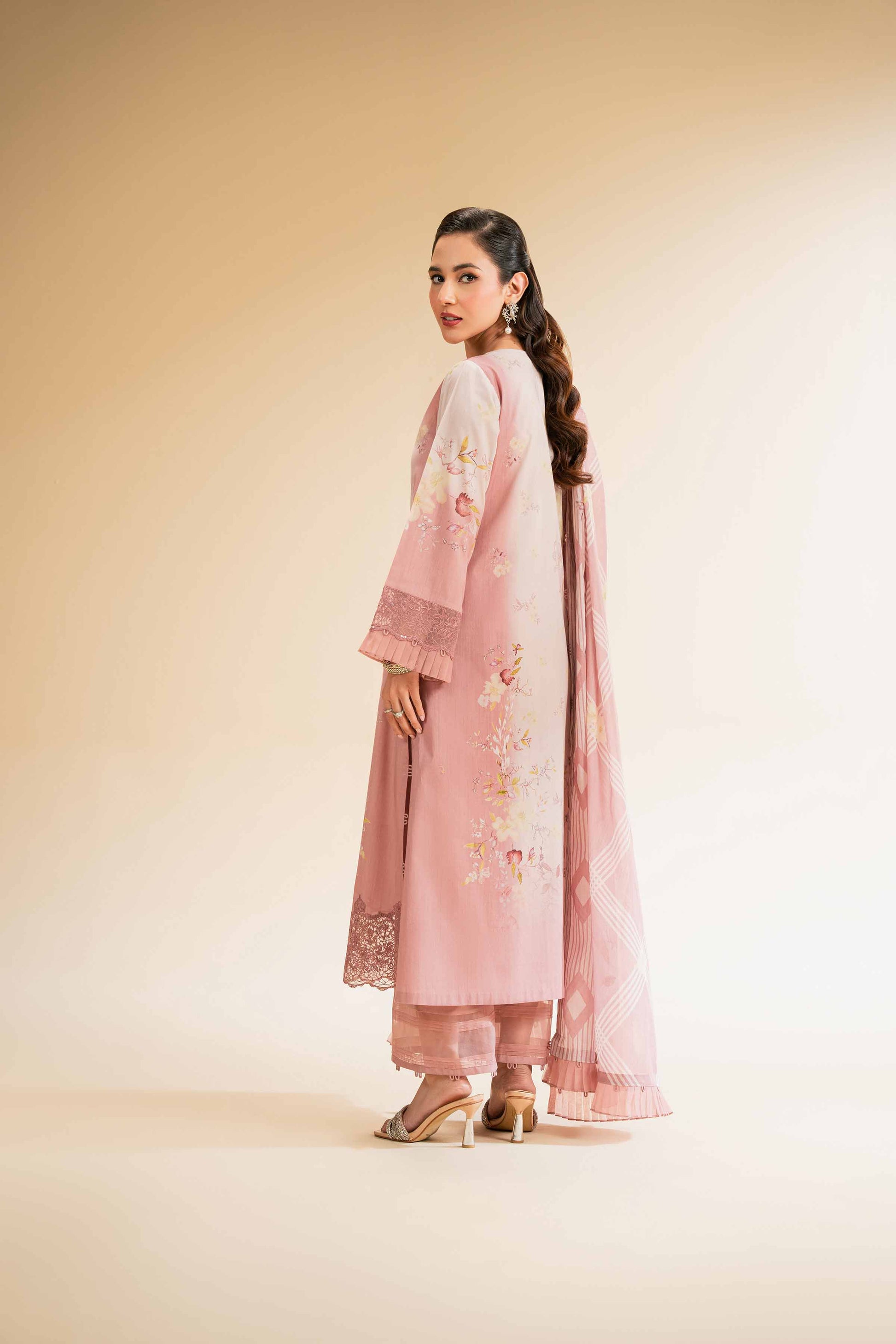 Nishat | Cross Season Edit | 42519176 - Riwayat-e-Khas