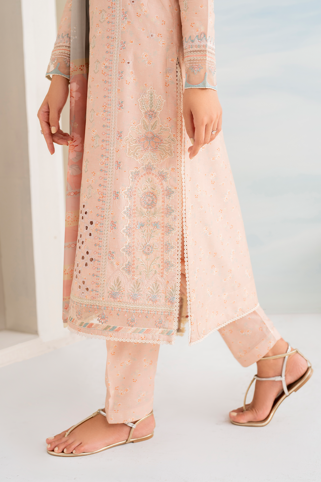 Iznik | Guzel lawn 24 | IGL-10