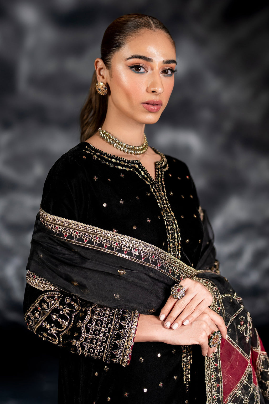 Naqshi | Makhmal 24 | ZUNI - Riwayat-e-Khas