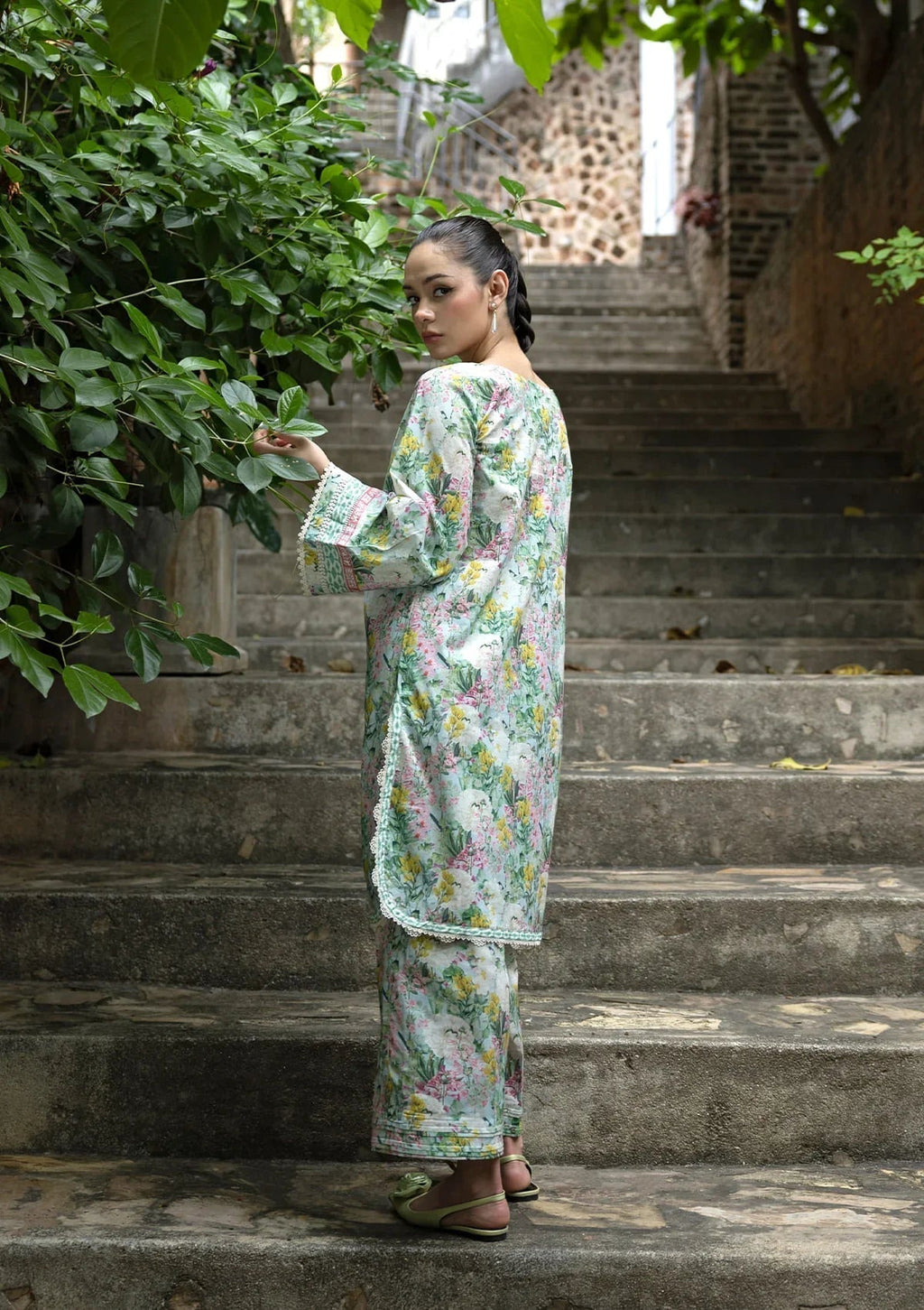 Elaf Premium | Ready to Wear 26 | EPV-6A TOO MUCH PETAL