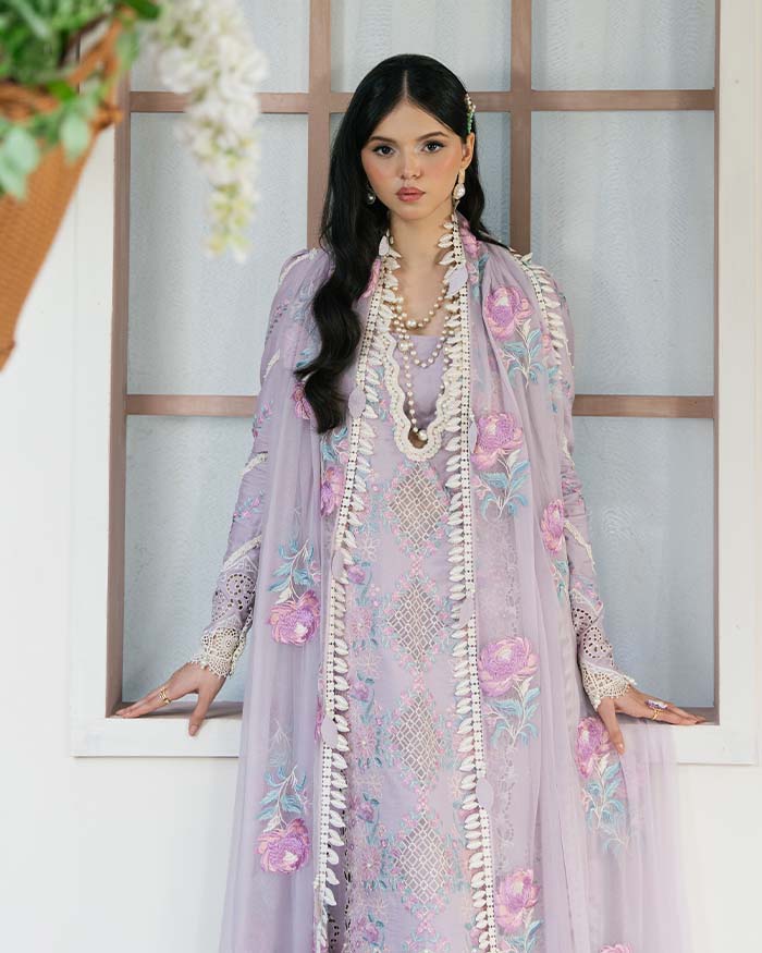 Zevk | Flora Festive Lawn | LILLY