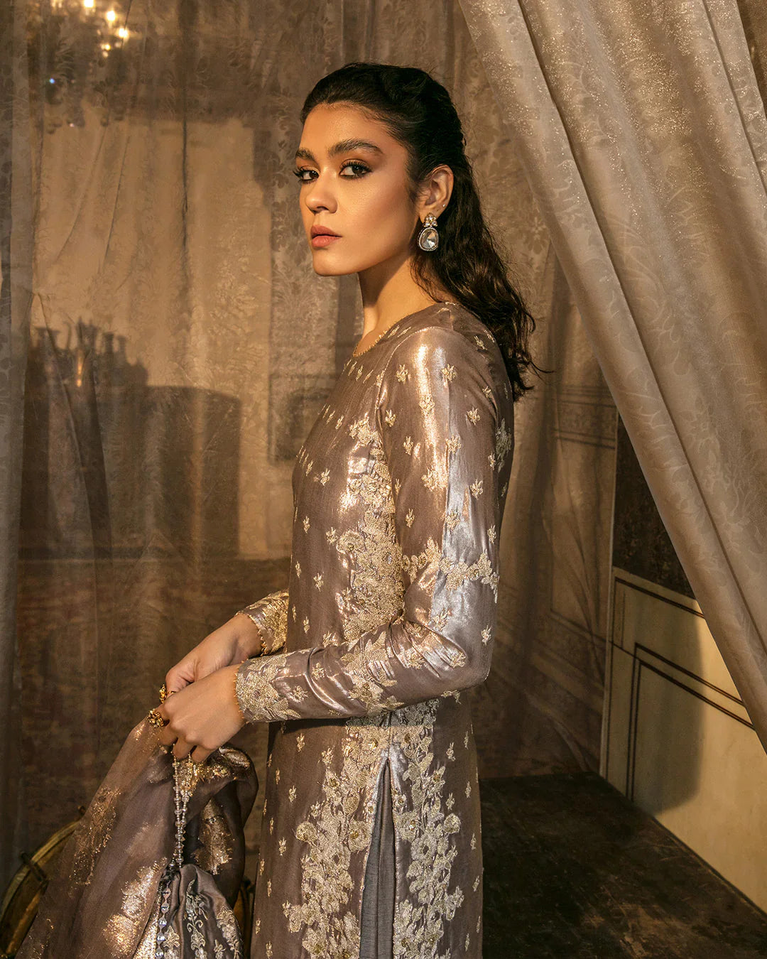 Faiza Saqlain | Amirah | Neesa