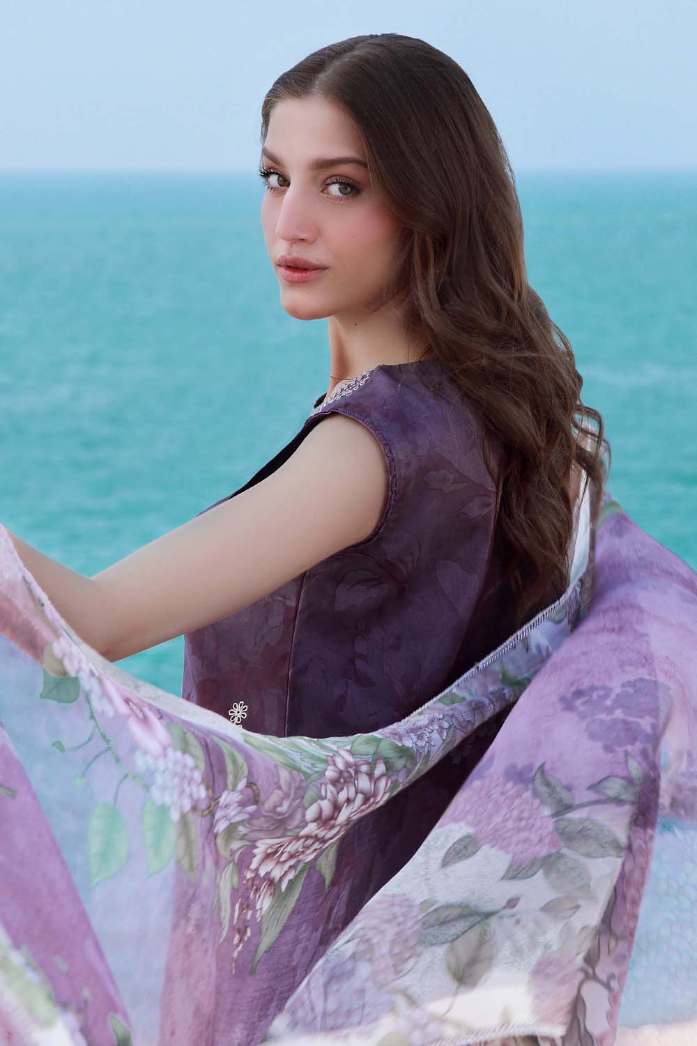 Seran | Afsanah Lawn 25 | MYRA - Riwayat-e-Khas