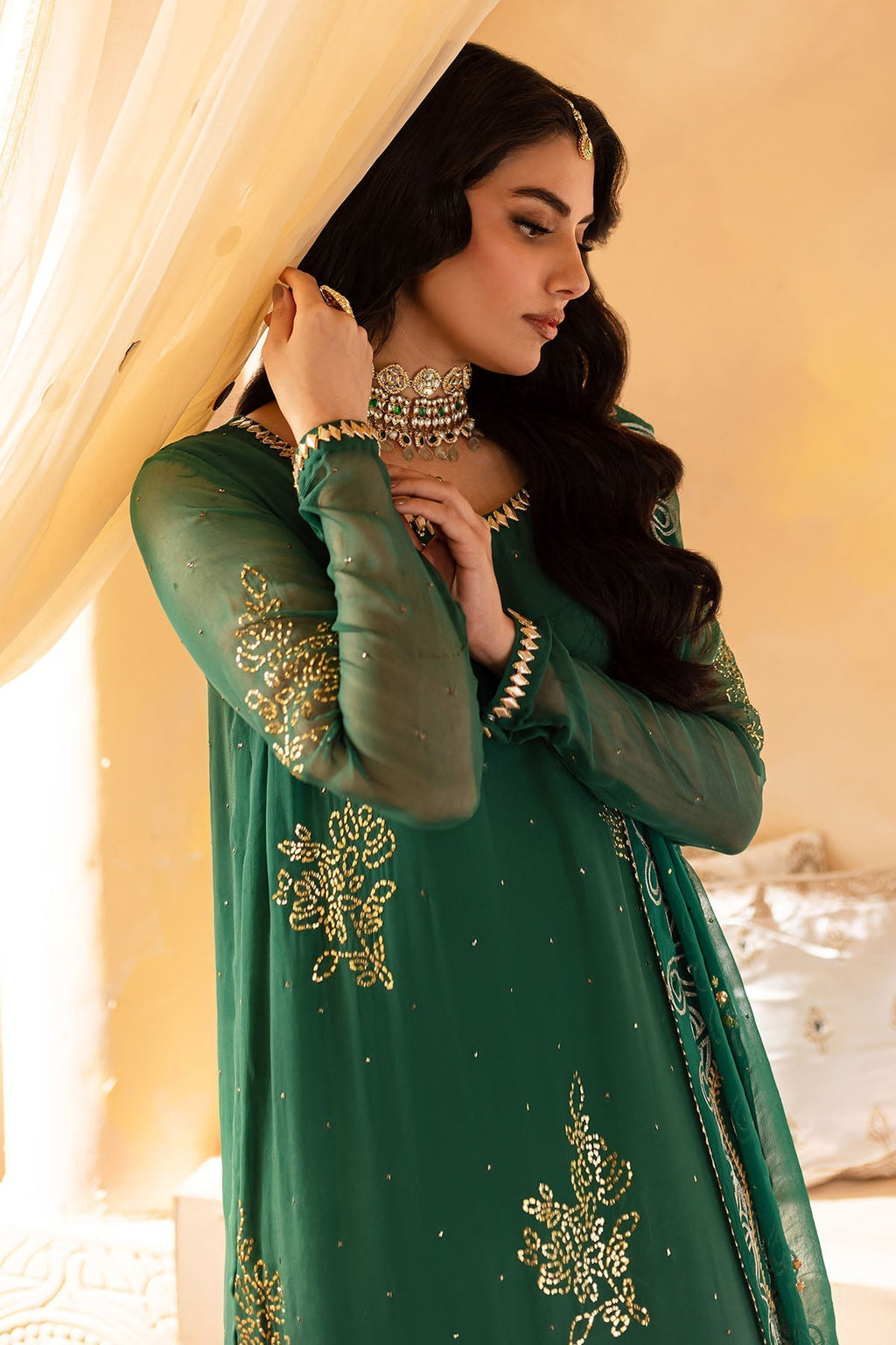 Nureh | Mukeshkari Formals | MK-01