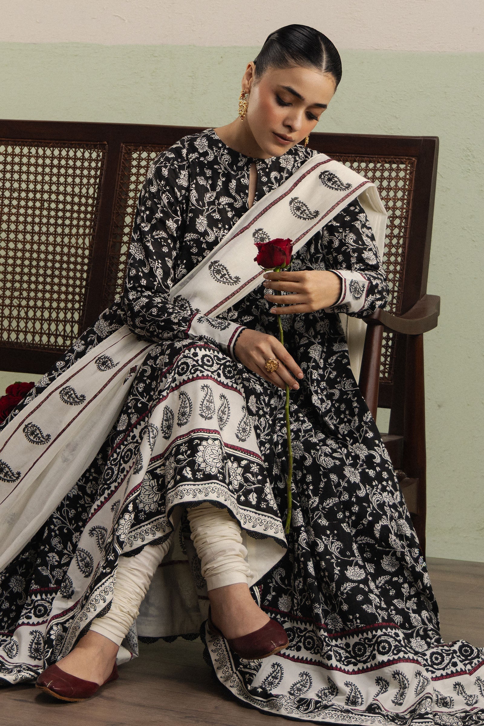 Zara Shahjahan | Eid Pret 2026 | Roshni