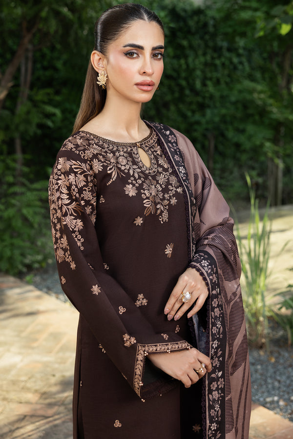Farasha | Eminence Khaddar 25 | Woodmist