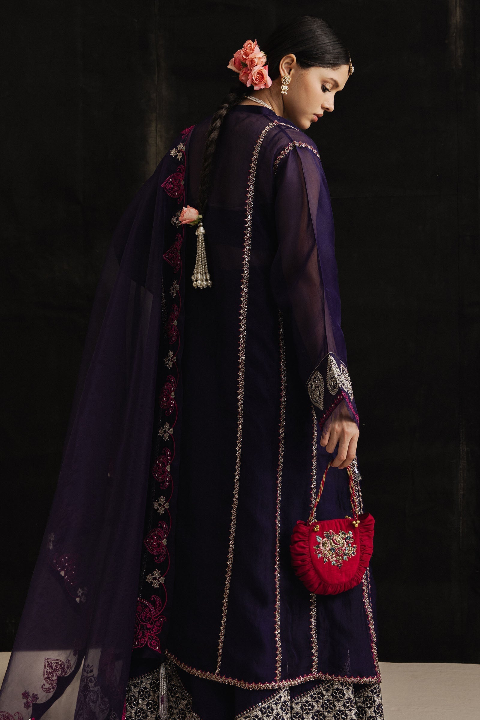 Zara Shahjahan | Studio Portraits | Imaya
