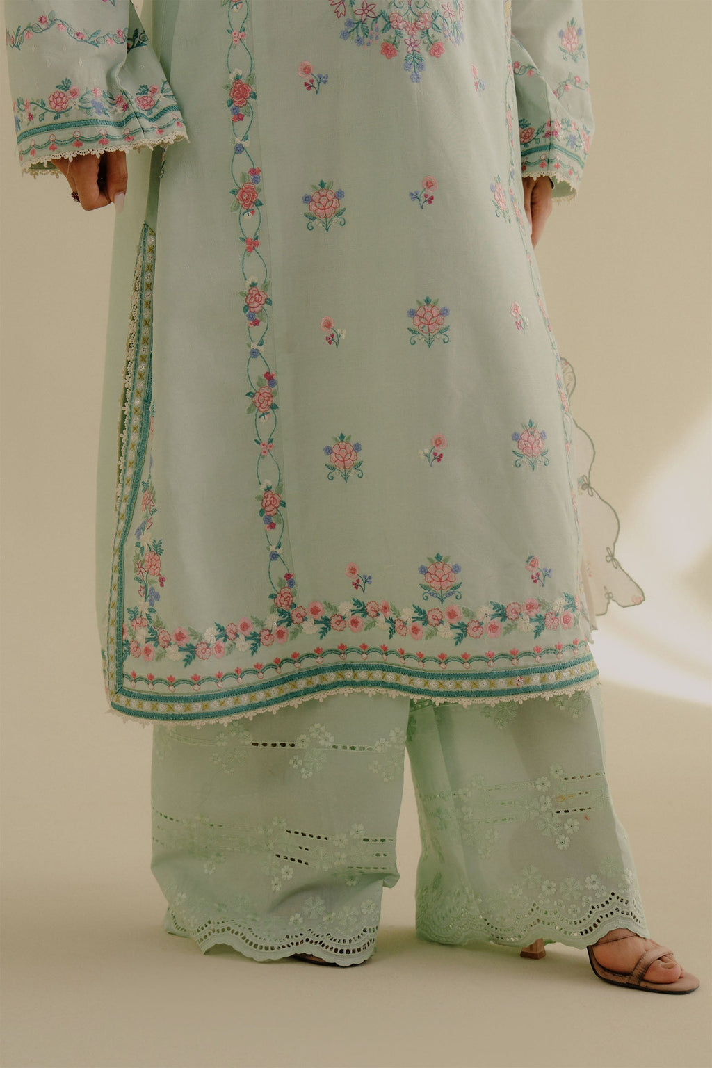 Zara Shahjahan | Coco Lawn 25 | Zeest-9A