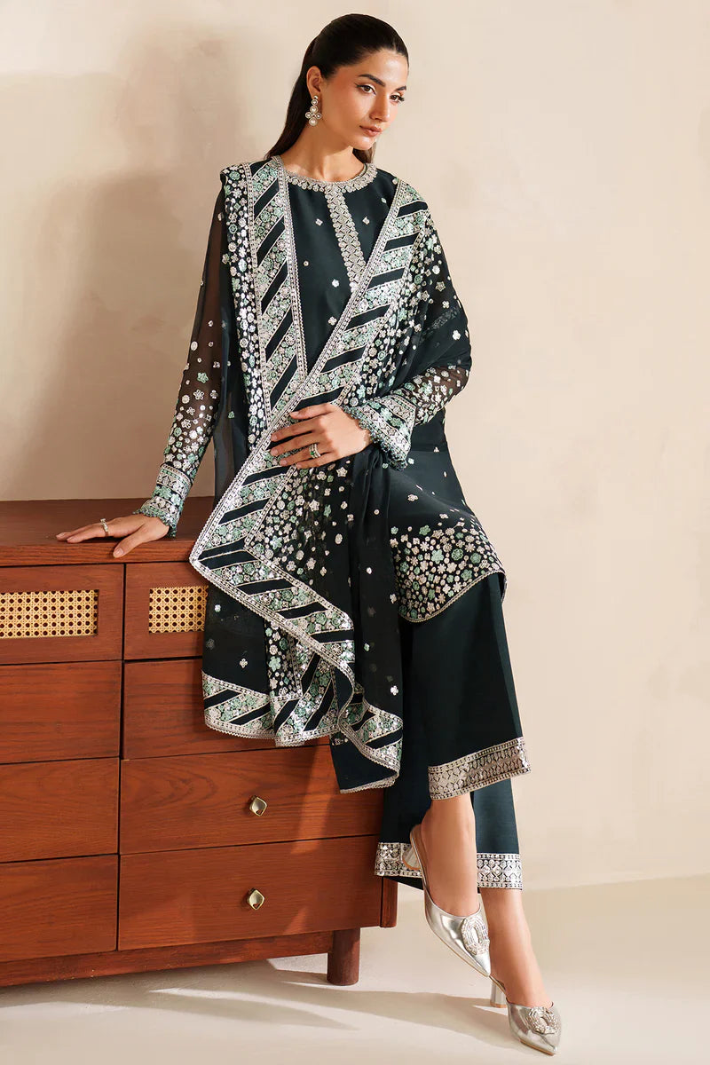 Farasha | STITCHED FORMALS ’26 | Dawn Mist