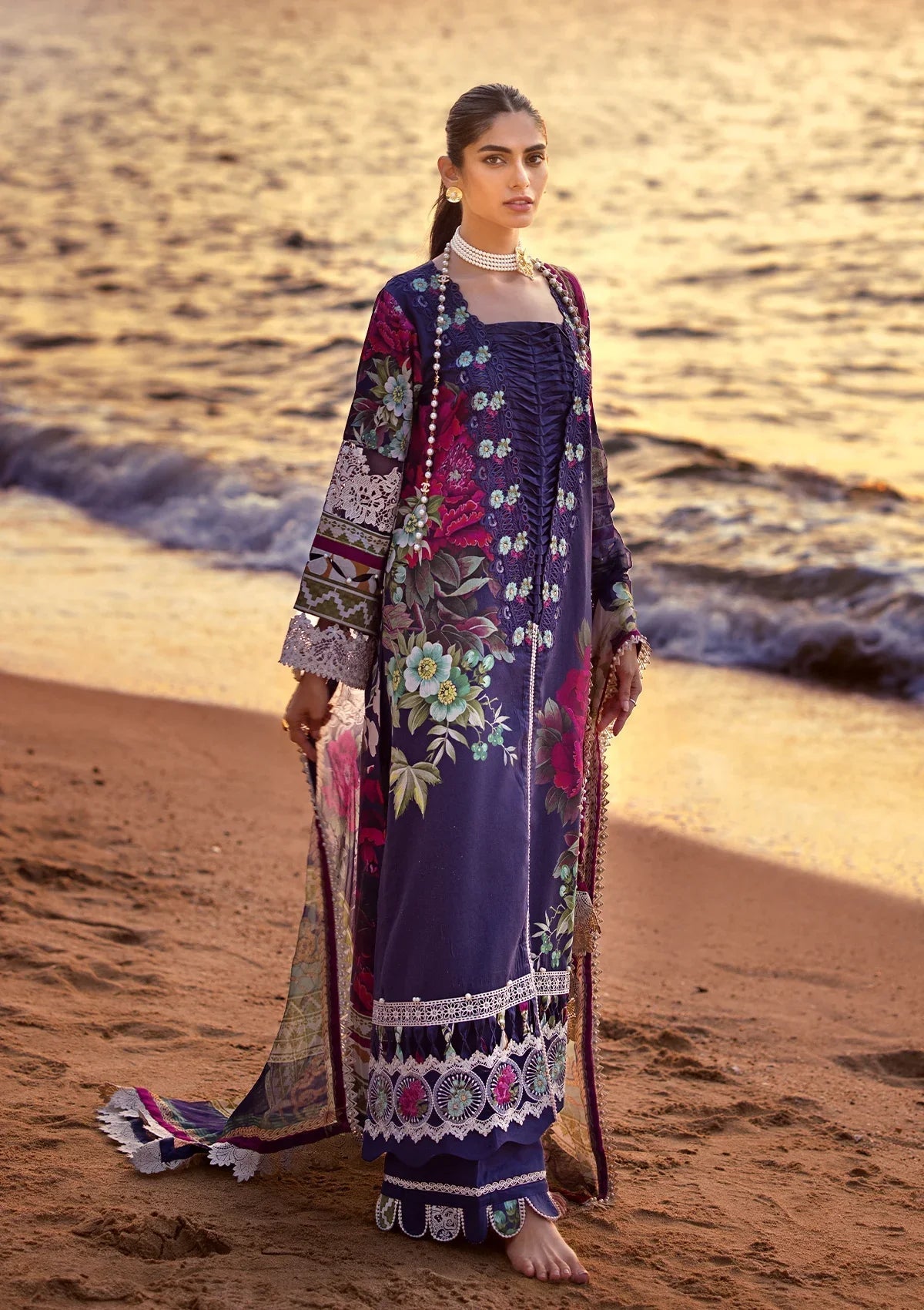 ELAF Signature Embroidered Lawn 3Pc Suit ESL-08A SINCLAIR